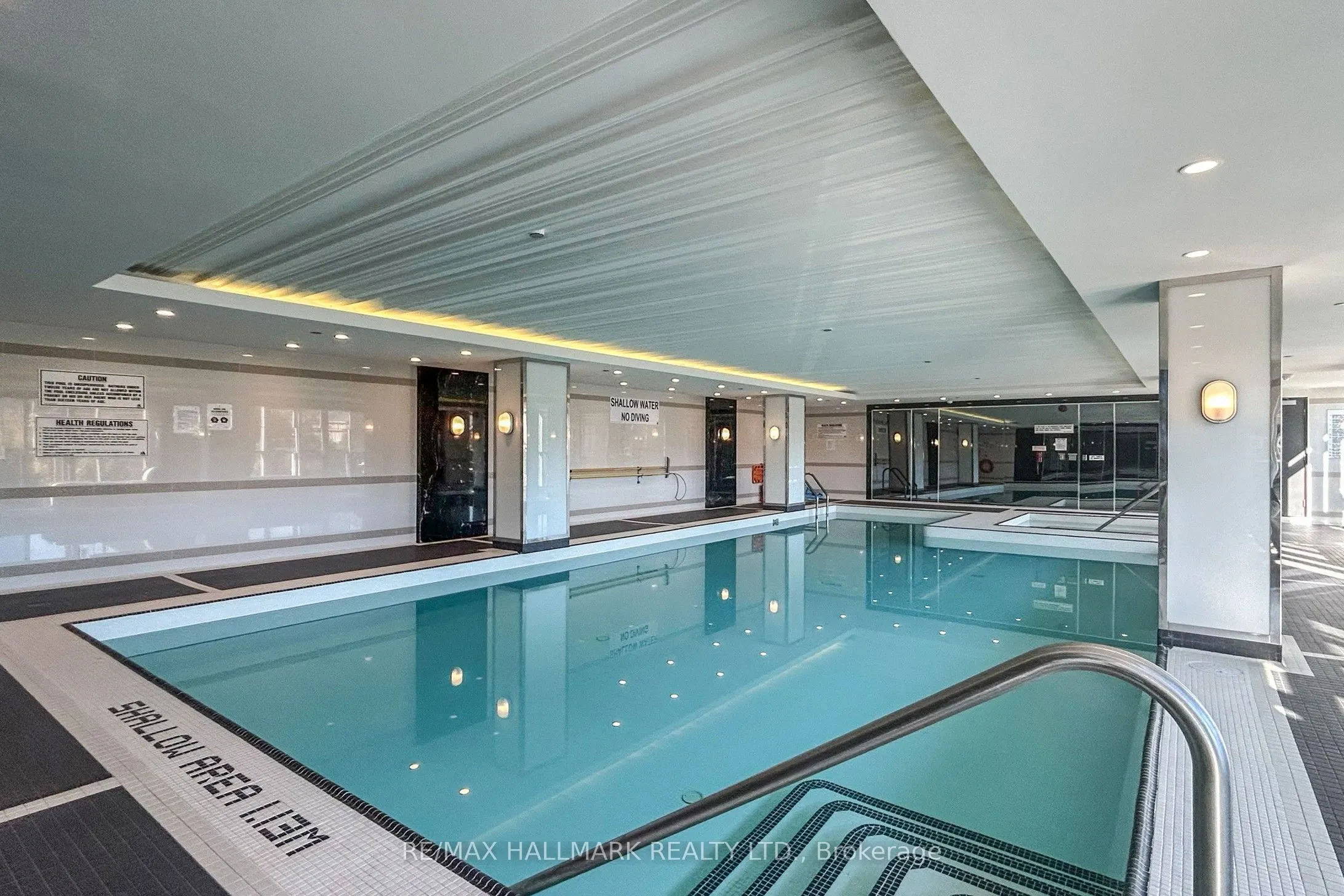 9471 Yonge Street, #327