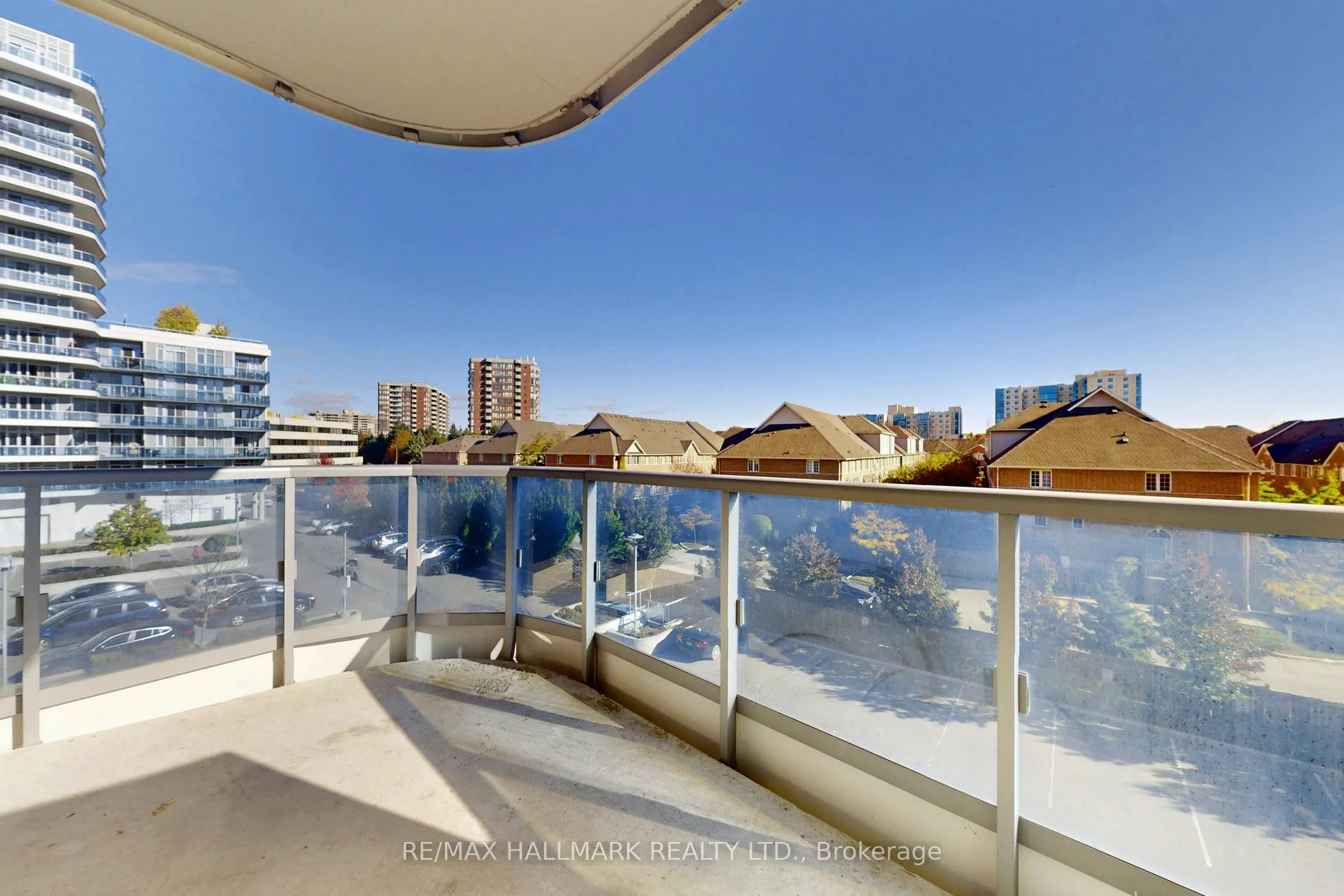 9471 Yonge Street, #327