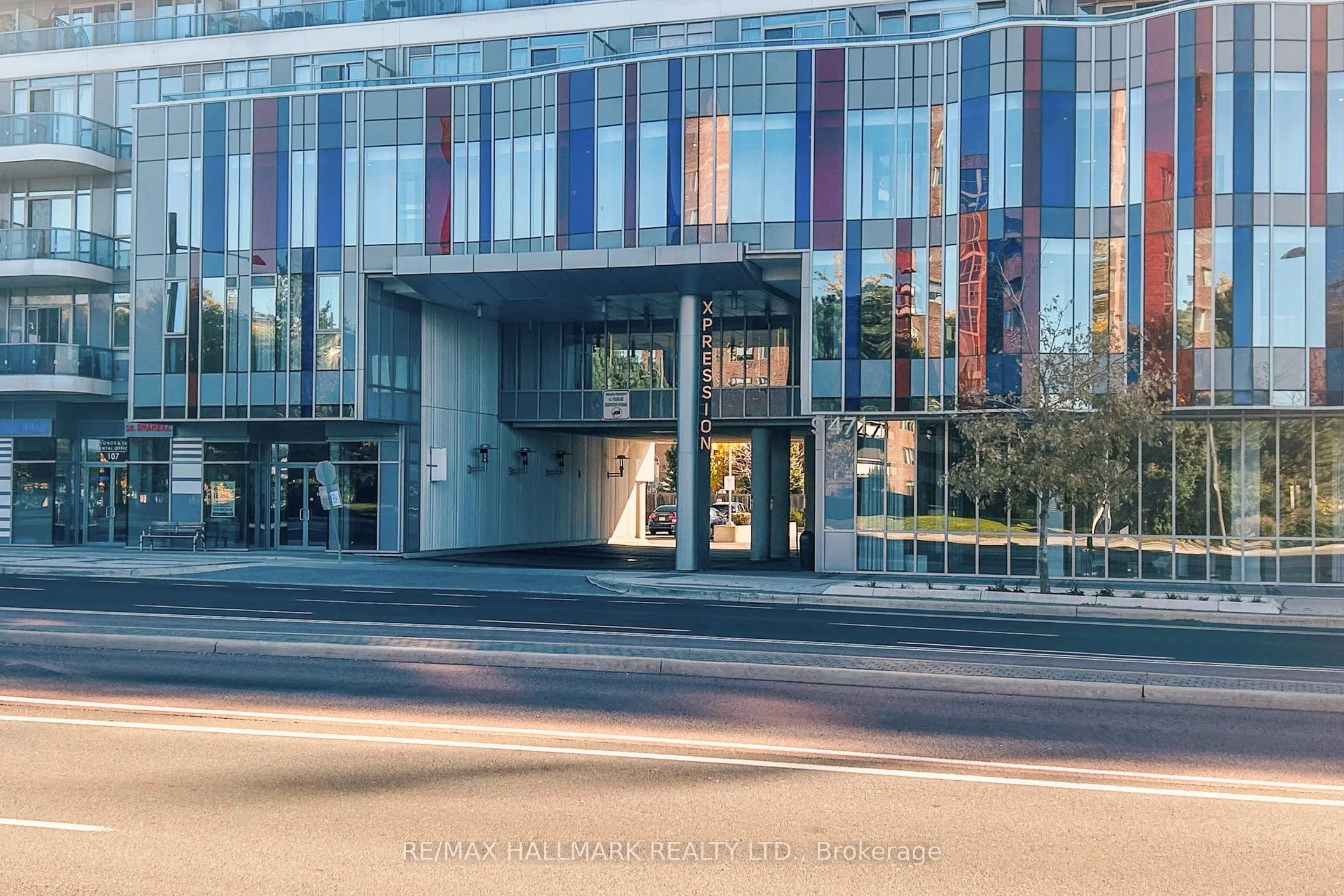 9471 Yonge Street, #327