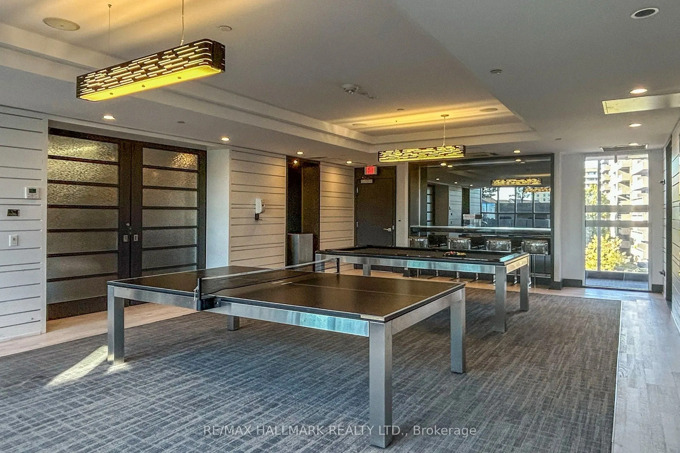 9471 Yonge Street, #327