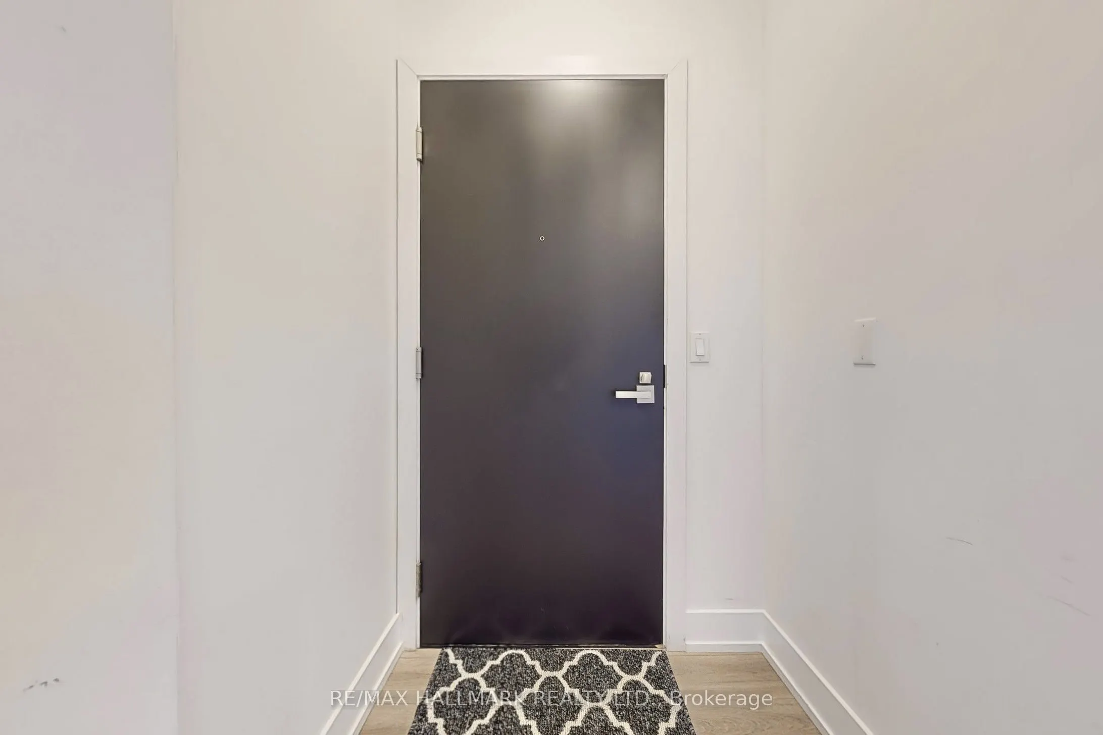 9471 Yonge Street, #327