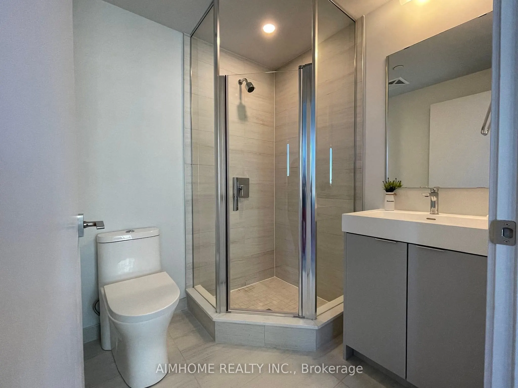 2920 Highway 7 Road, #1606