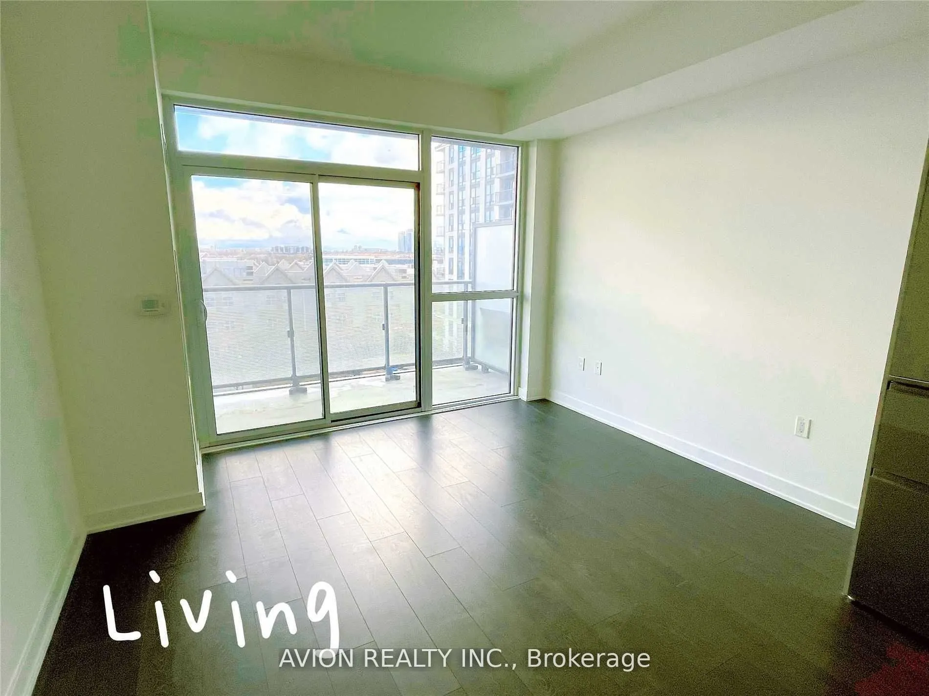 75 Oneida Crescent, #508