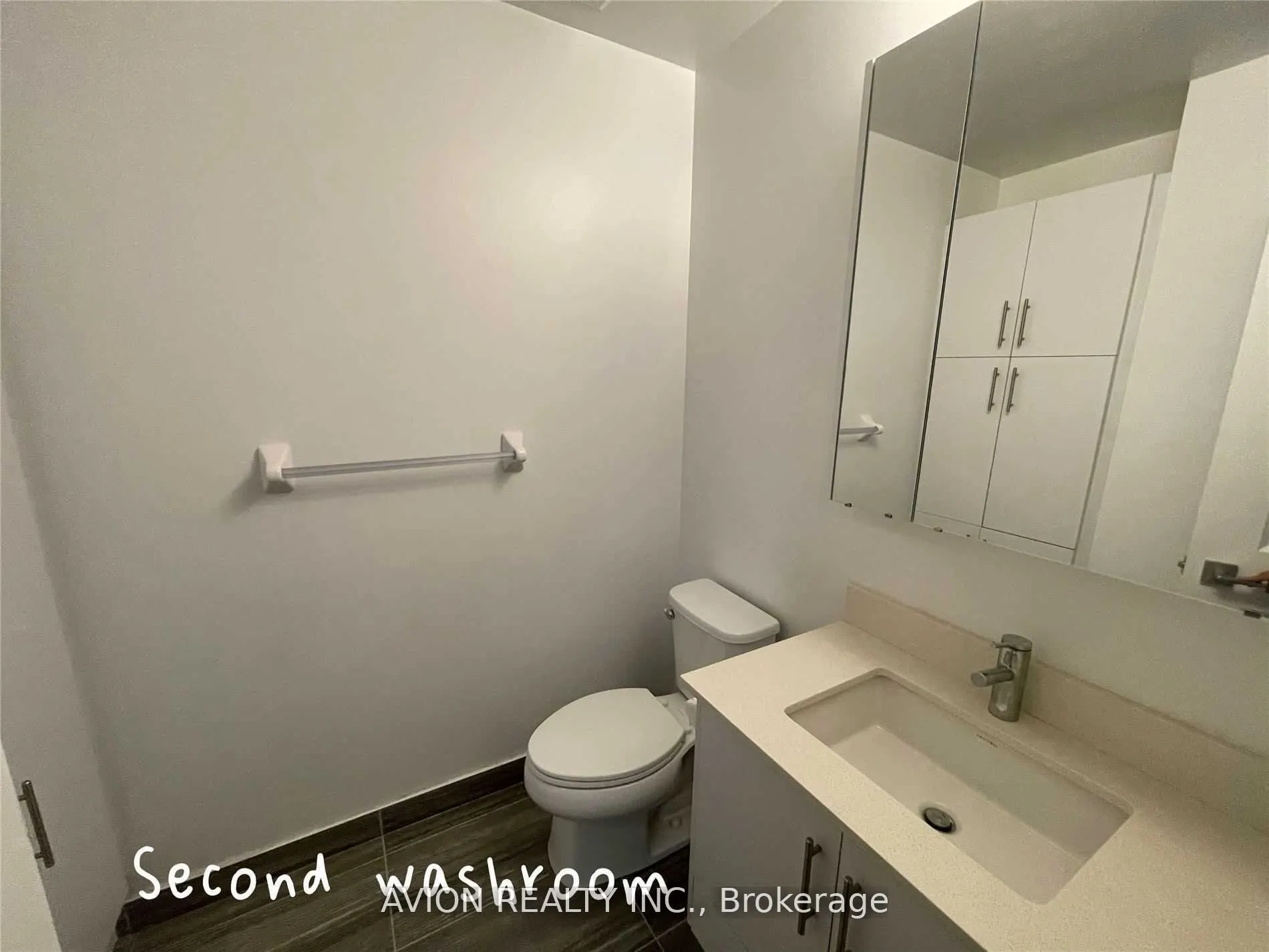 75 Oneida Crescent, #508