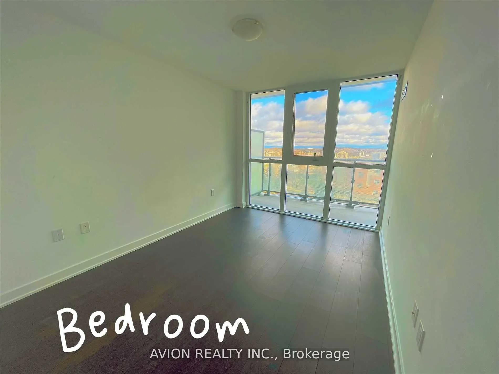 75 Oneida Crescent, #508