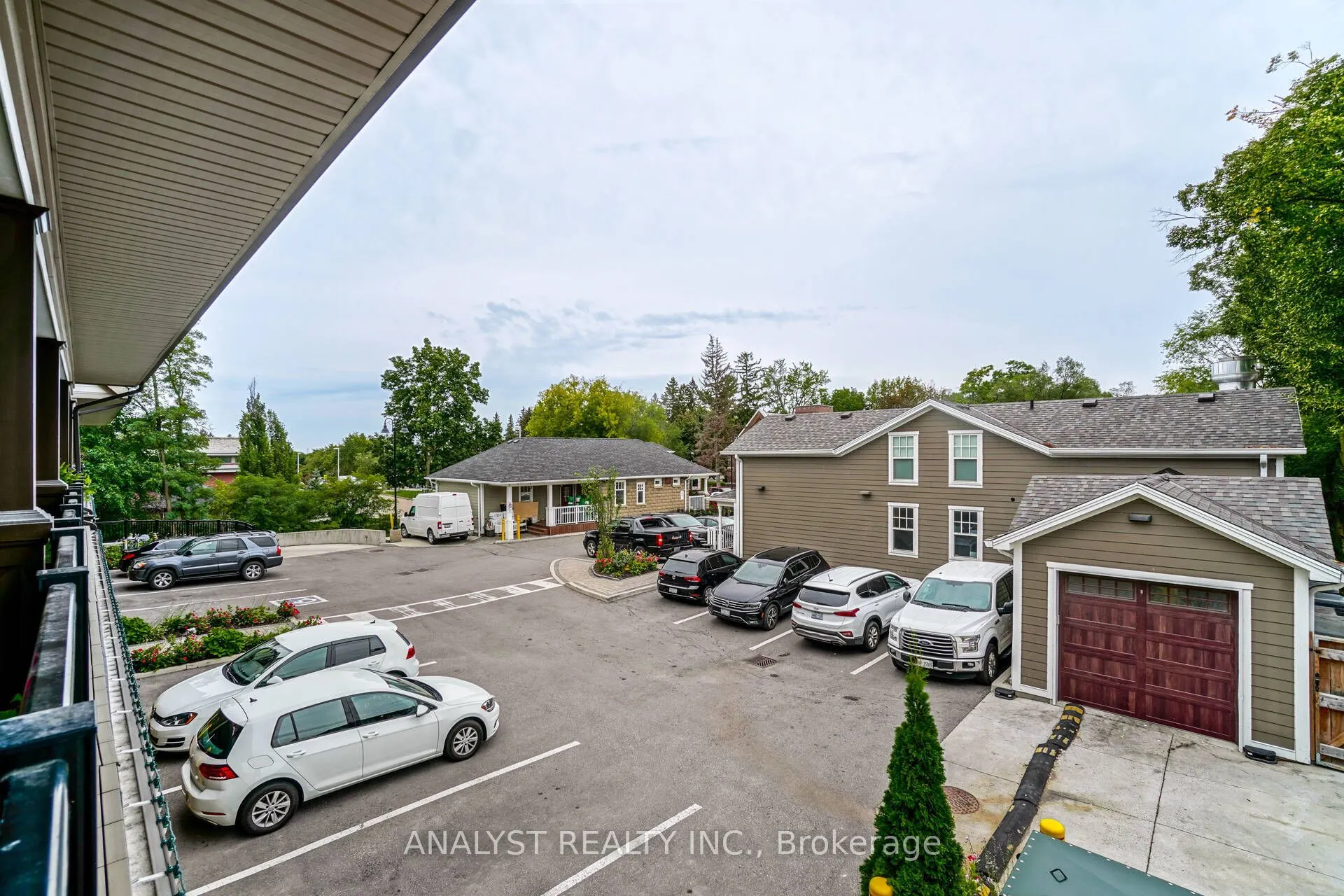 10425 Islington Avenue, #216