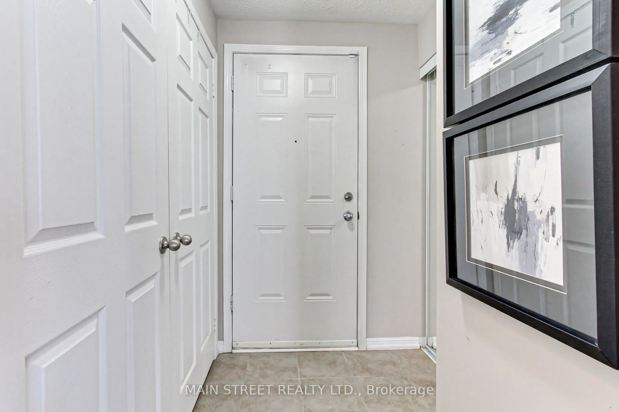 15949 Bayview Avenue