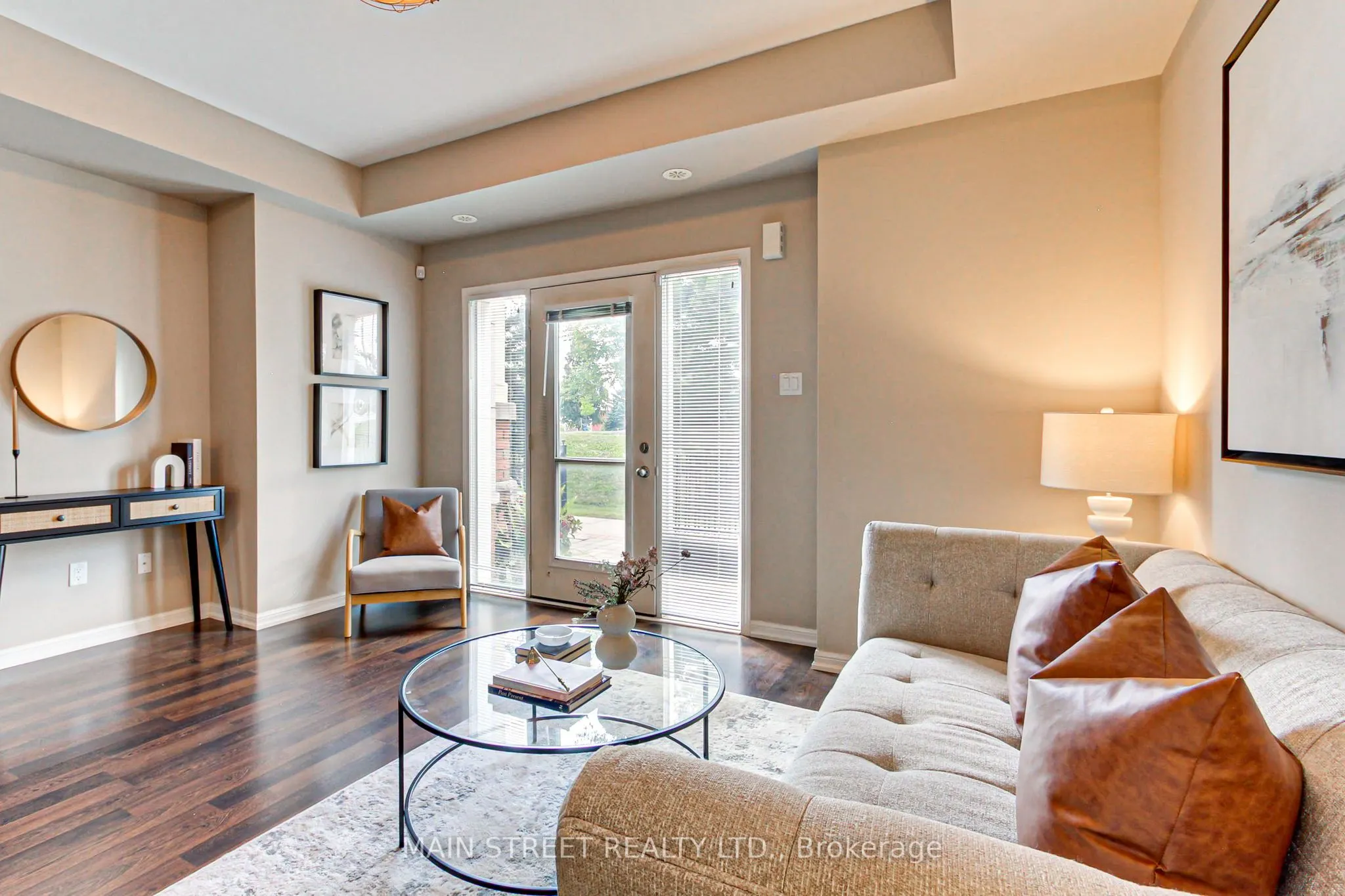 15949 Bayview Avenue