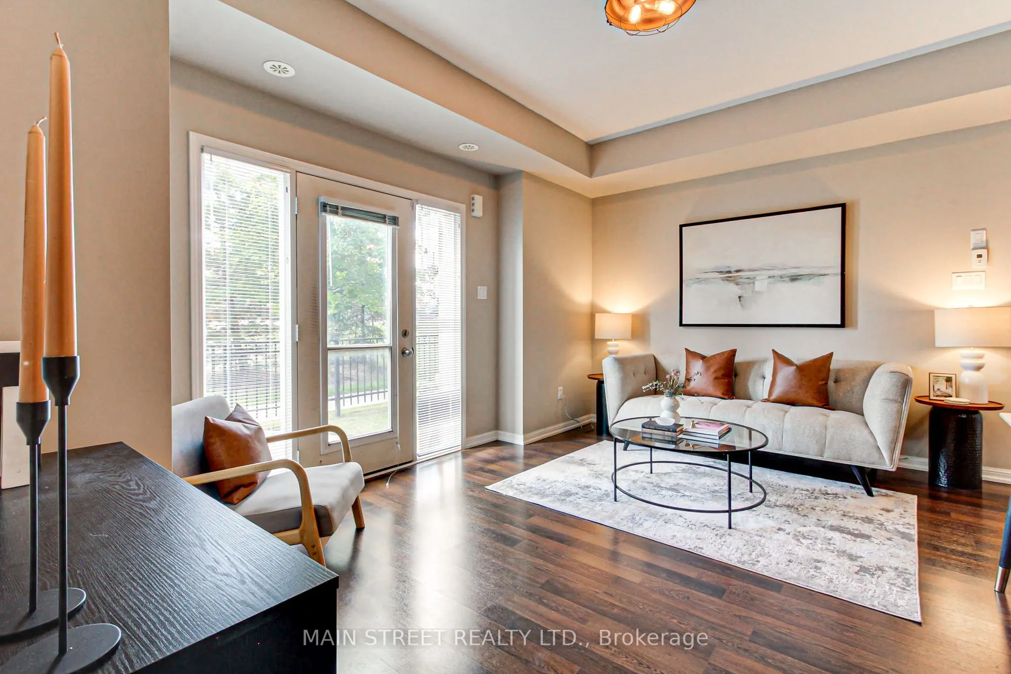 15949 Bayview Avenue