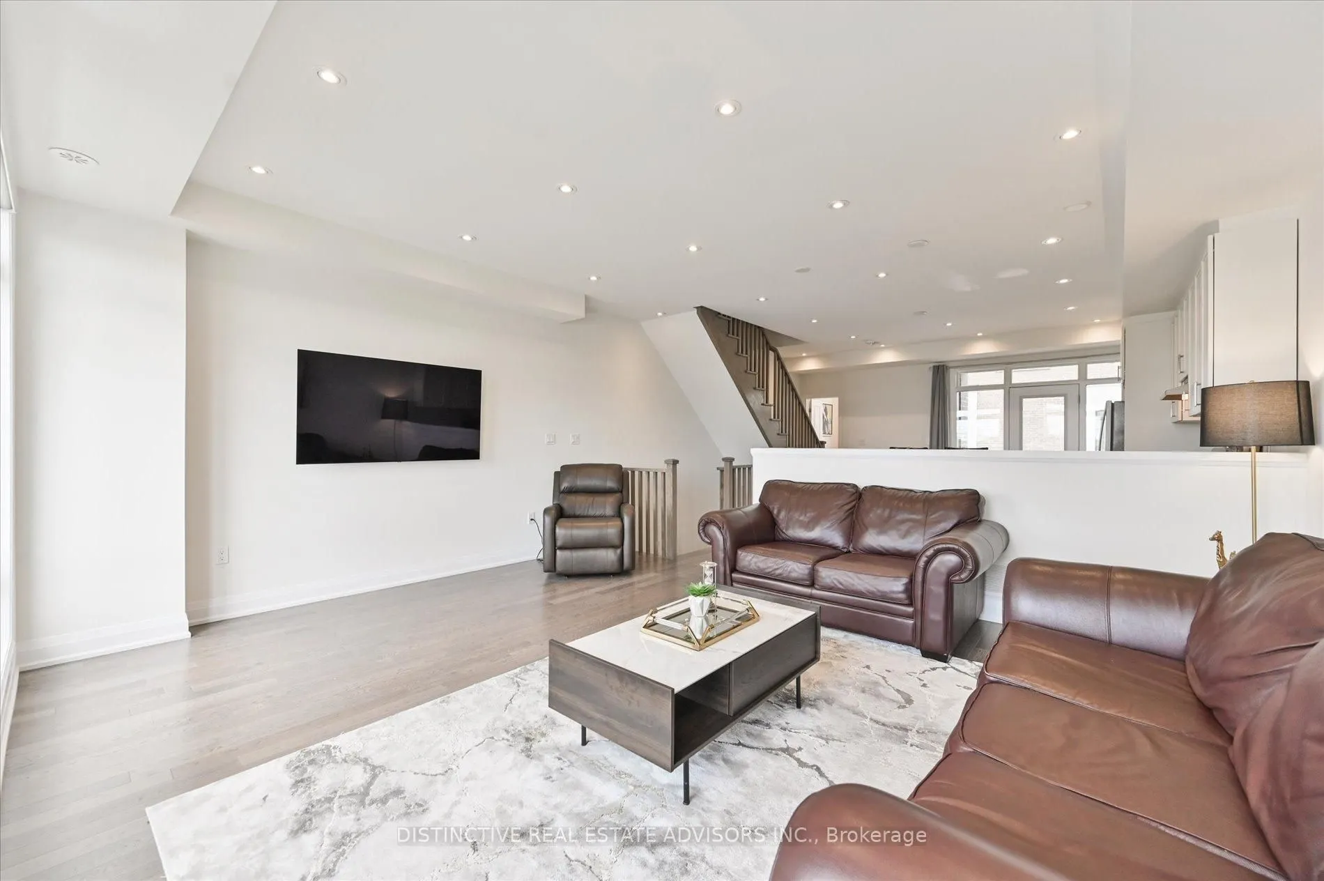 190 Moneypenny Place