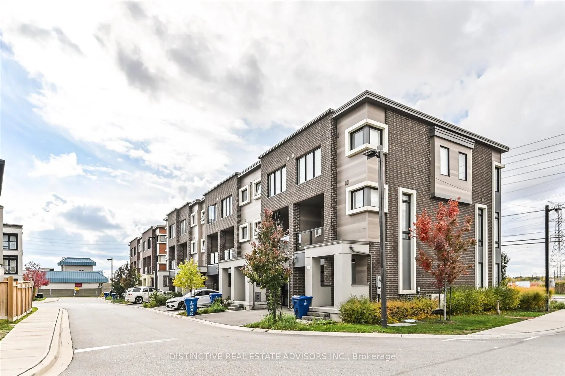 190 Moneypenny Place