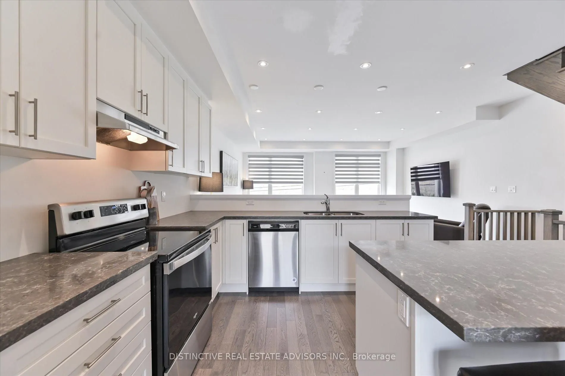 190 Moneypenny Place