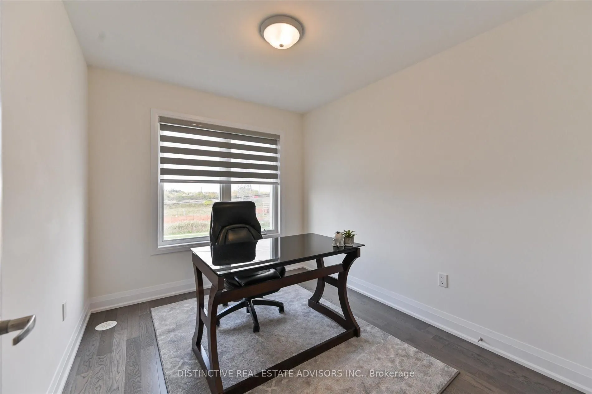 190 Moneypenny Place