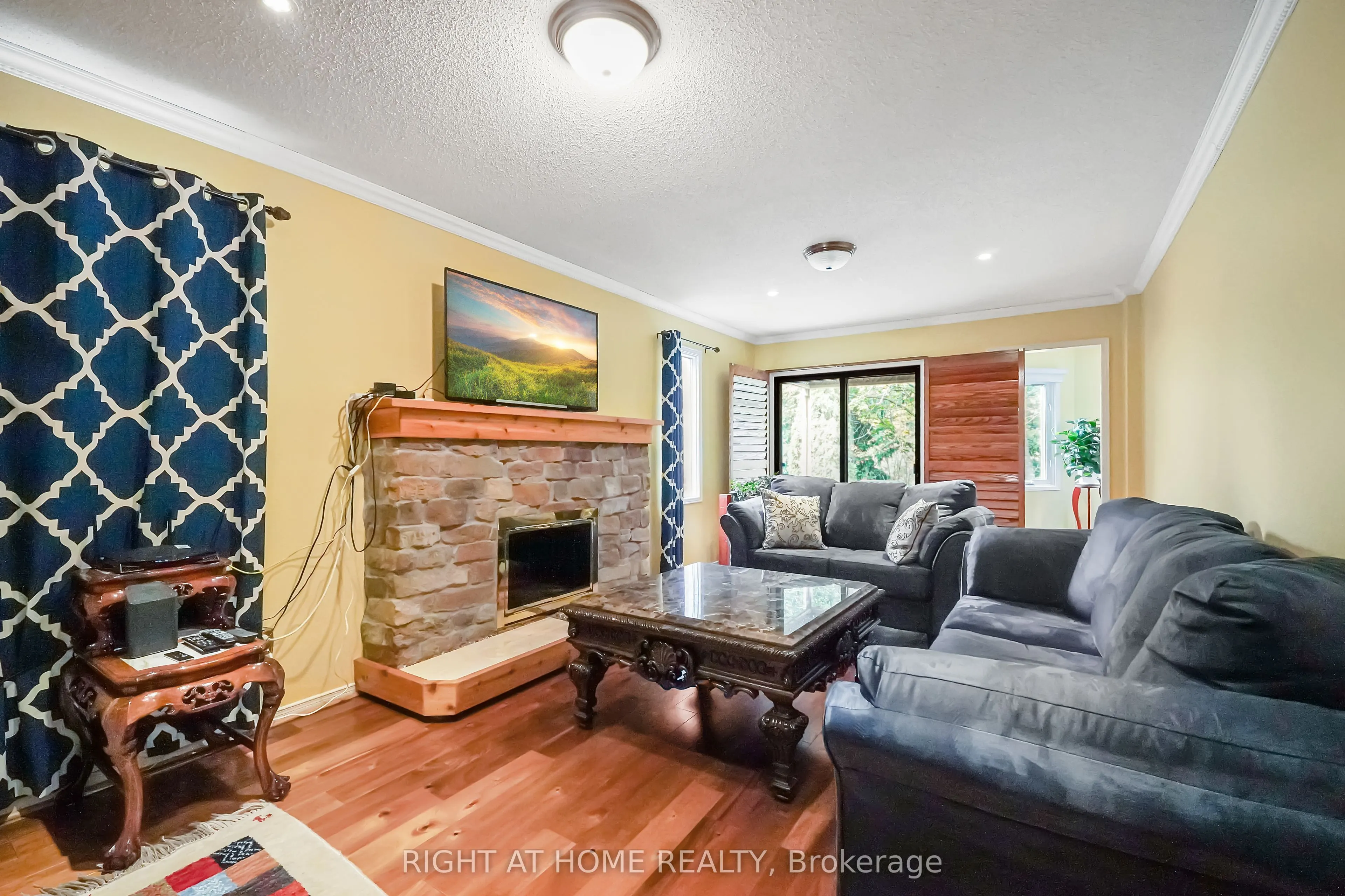 97 Brillinger Street