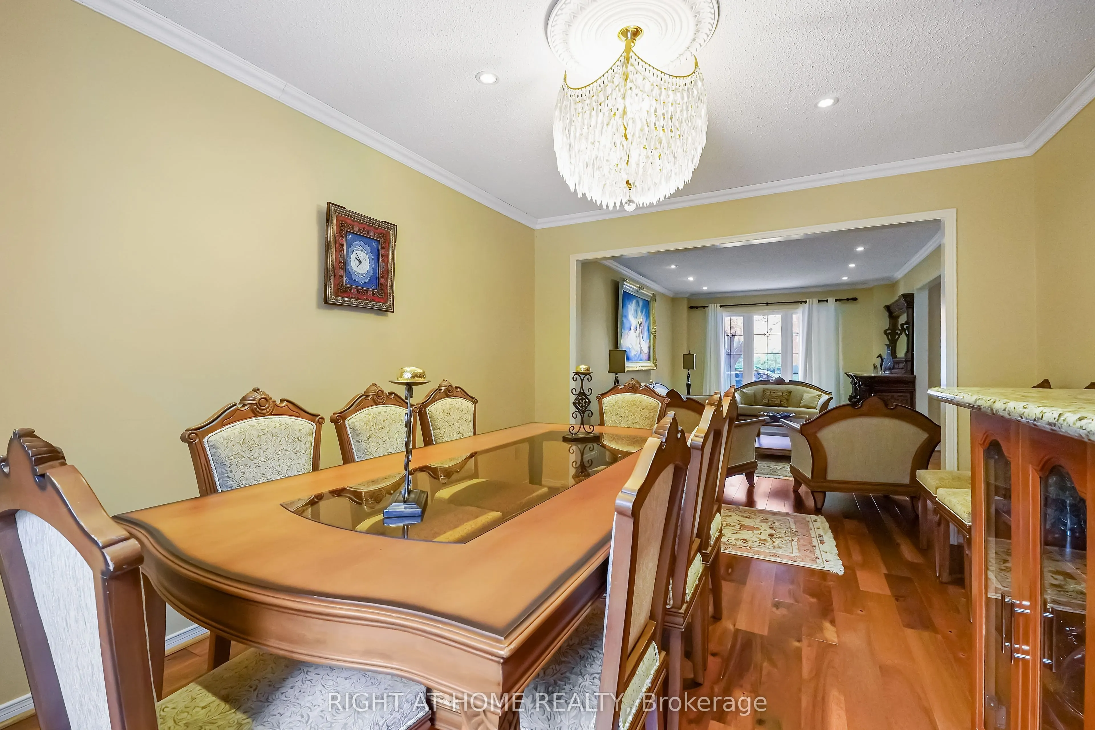 97 Brillinger Street