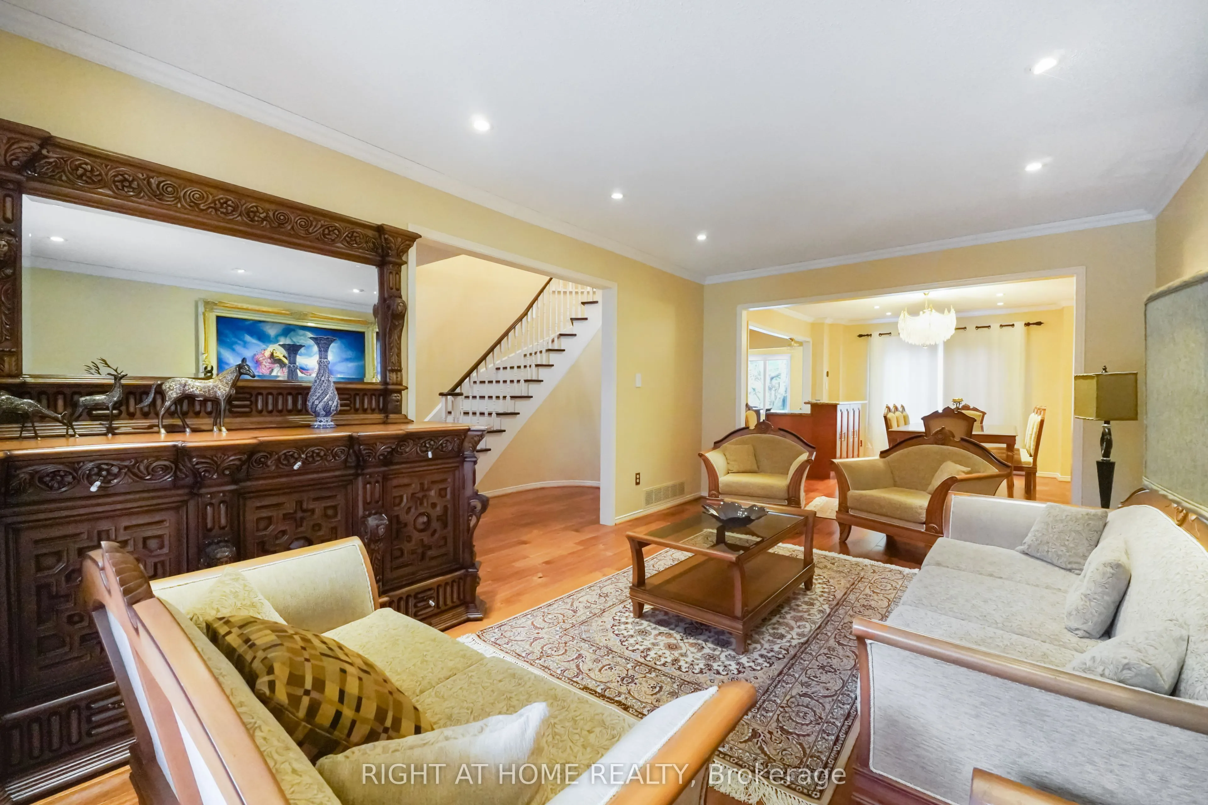 97 Brillinger Street