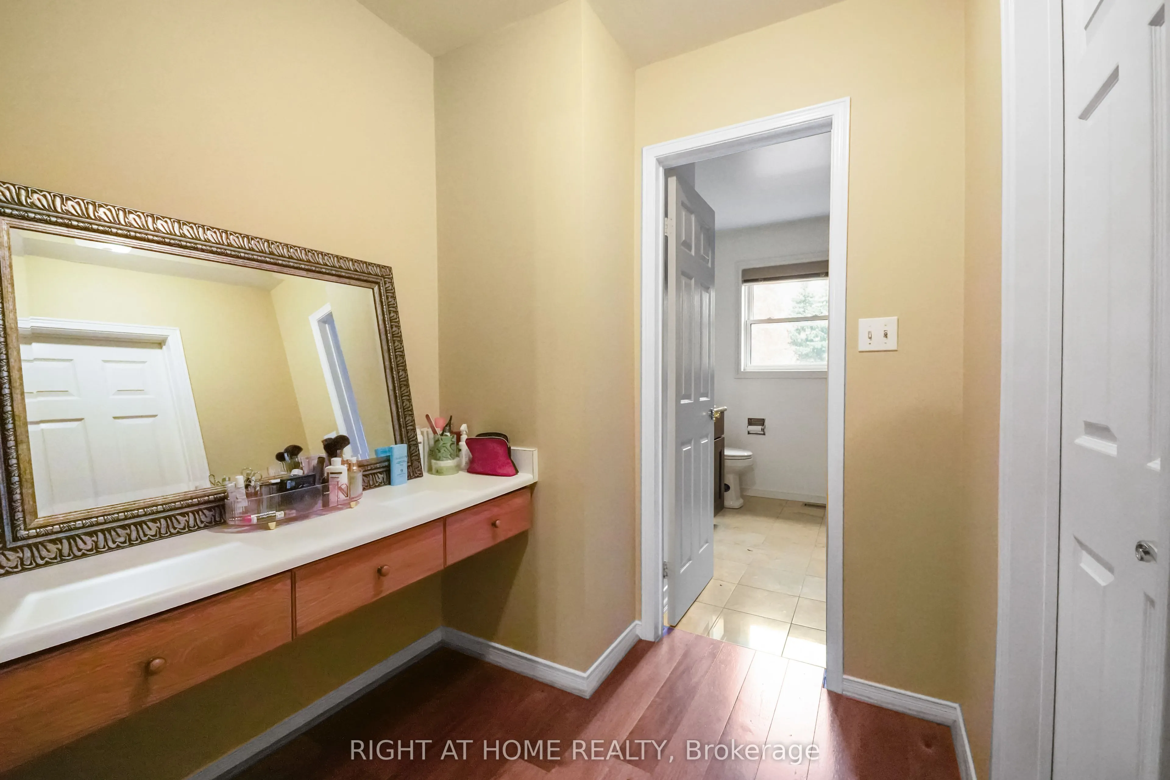 97 Brillinger Street