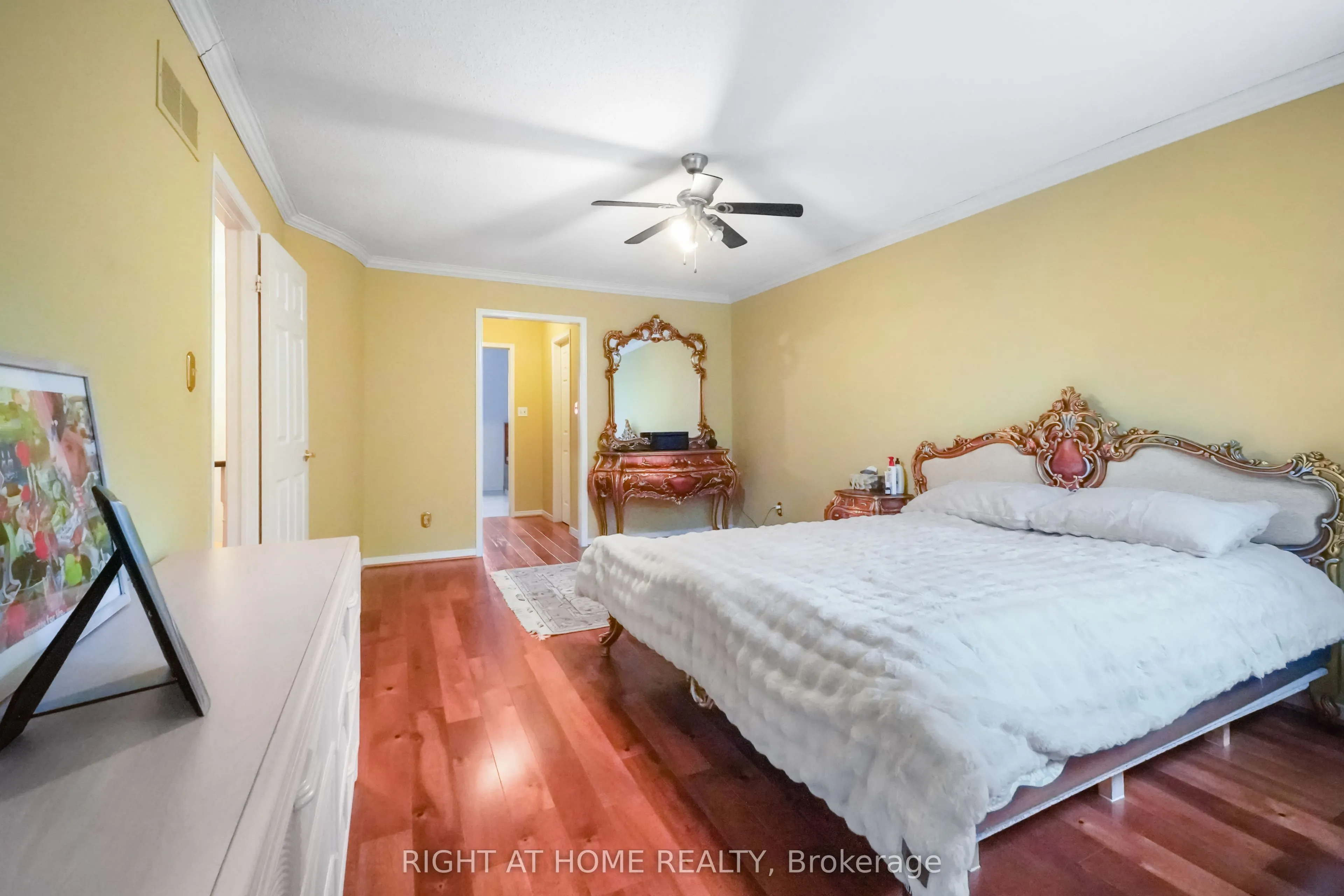 97 Brillinger Street