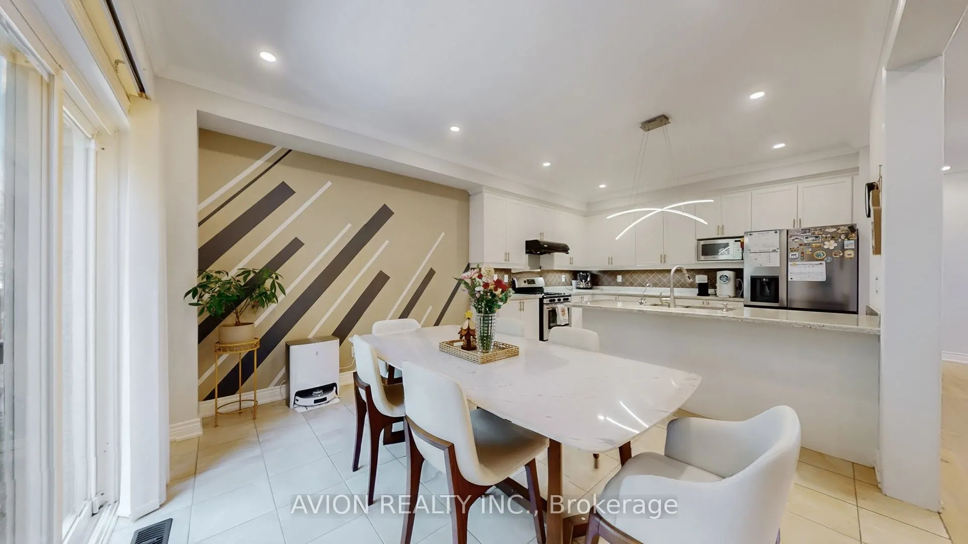 35 Old Orchard Crescent