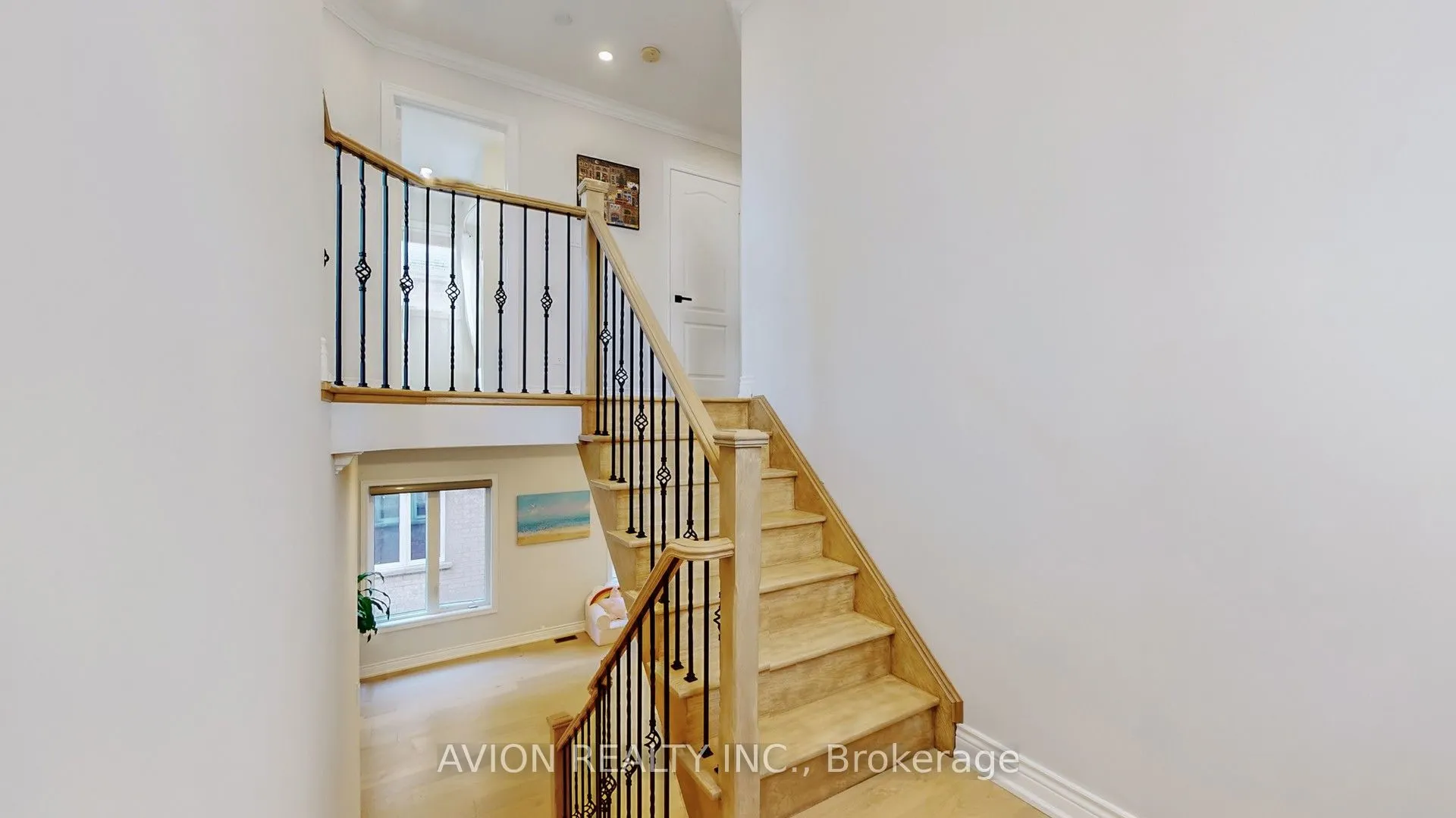 35 Old Orchard Crescent