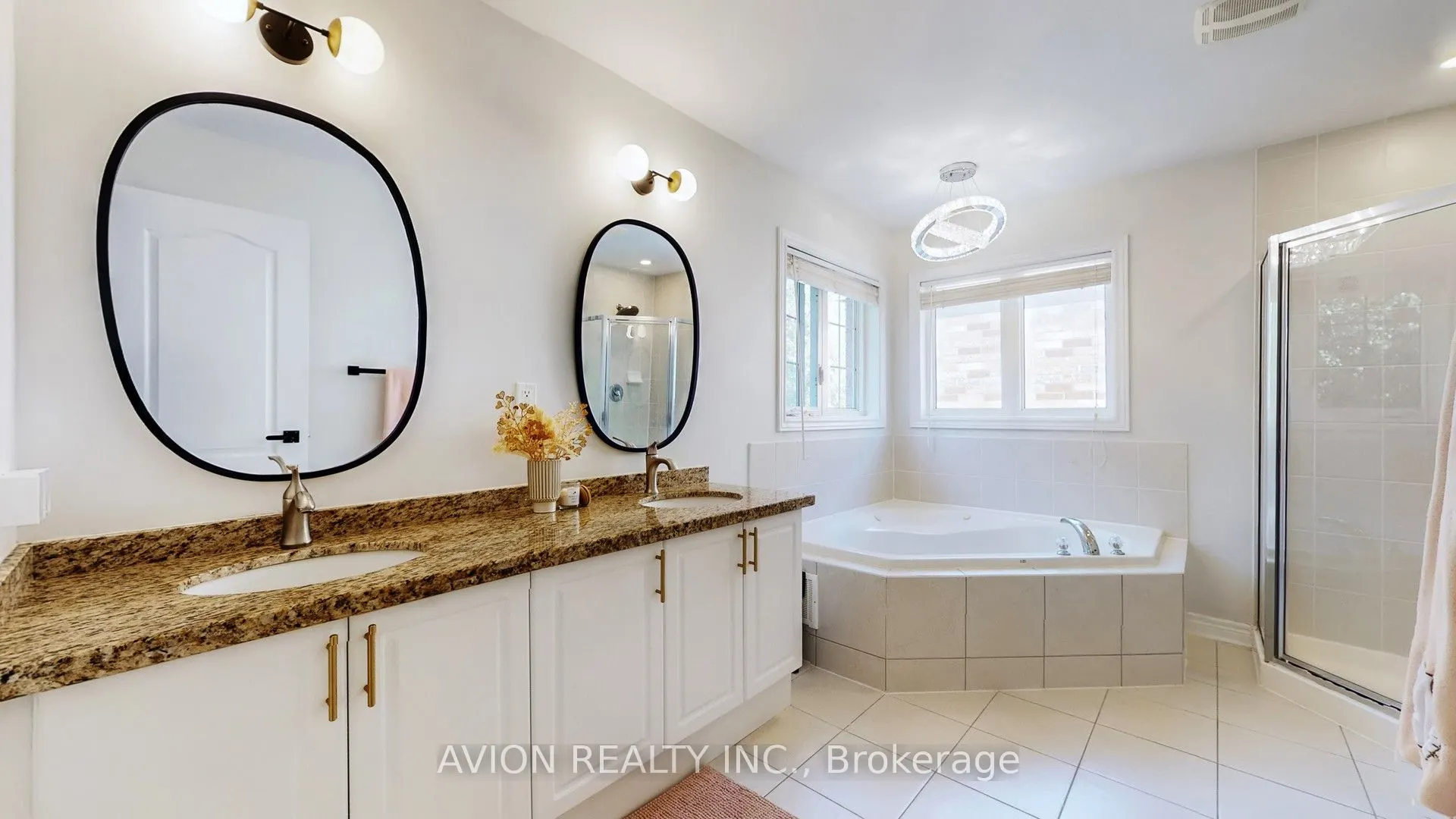 35 Old Orchard Crescent