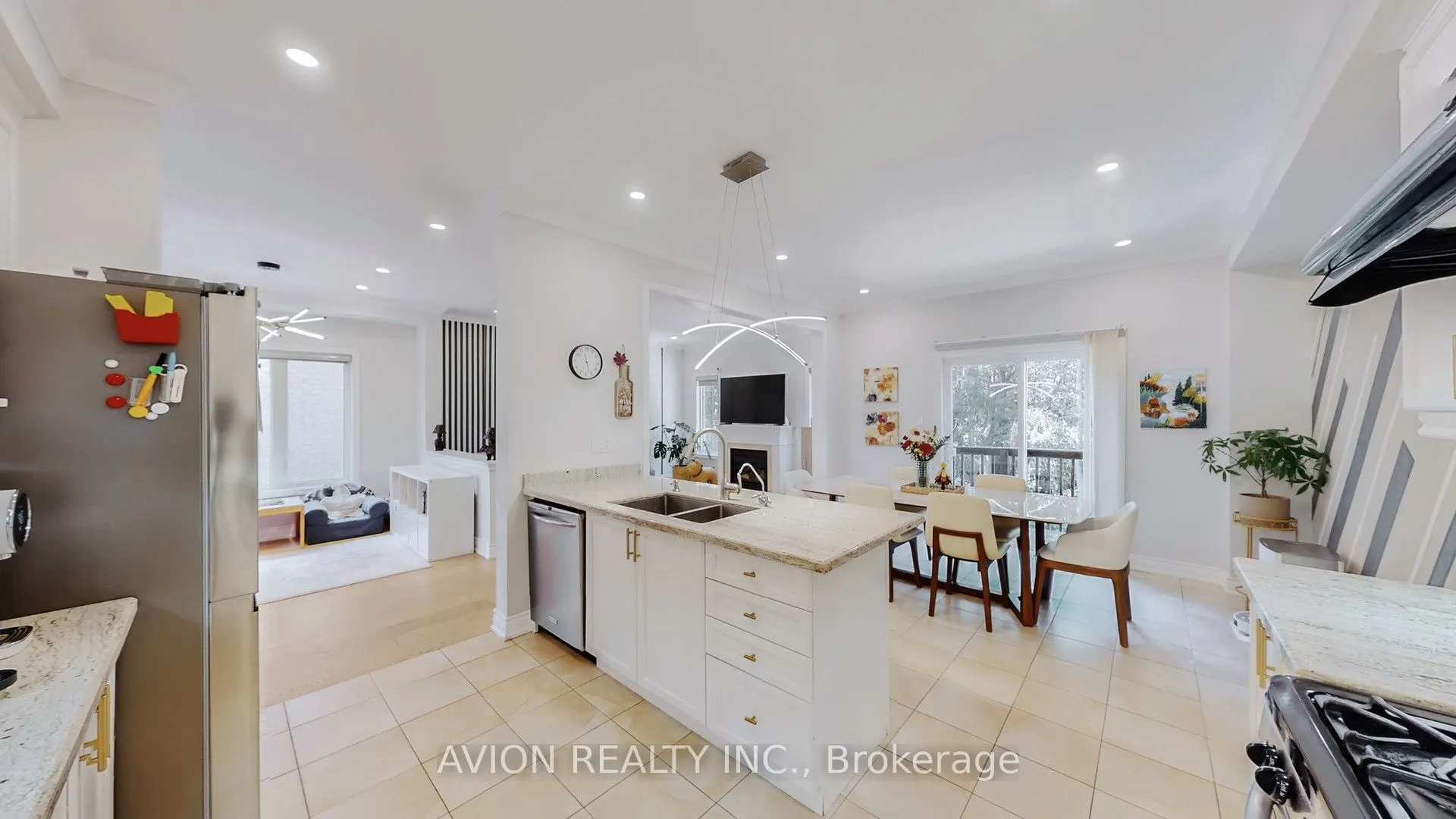 35 Old Orchard Crescent