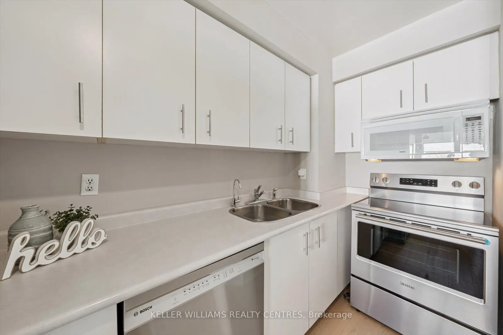 597 Gibney Crescent, #597