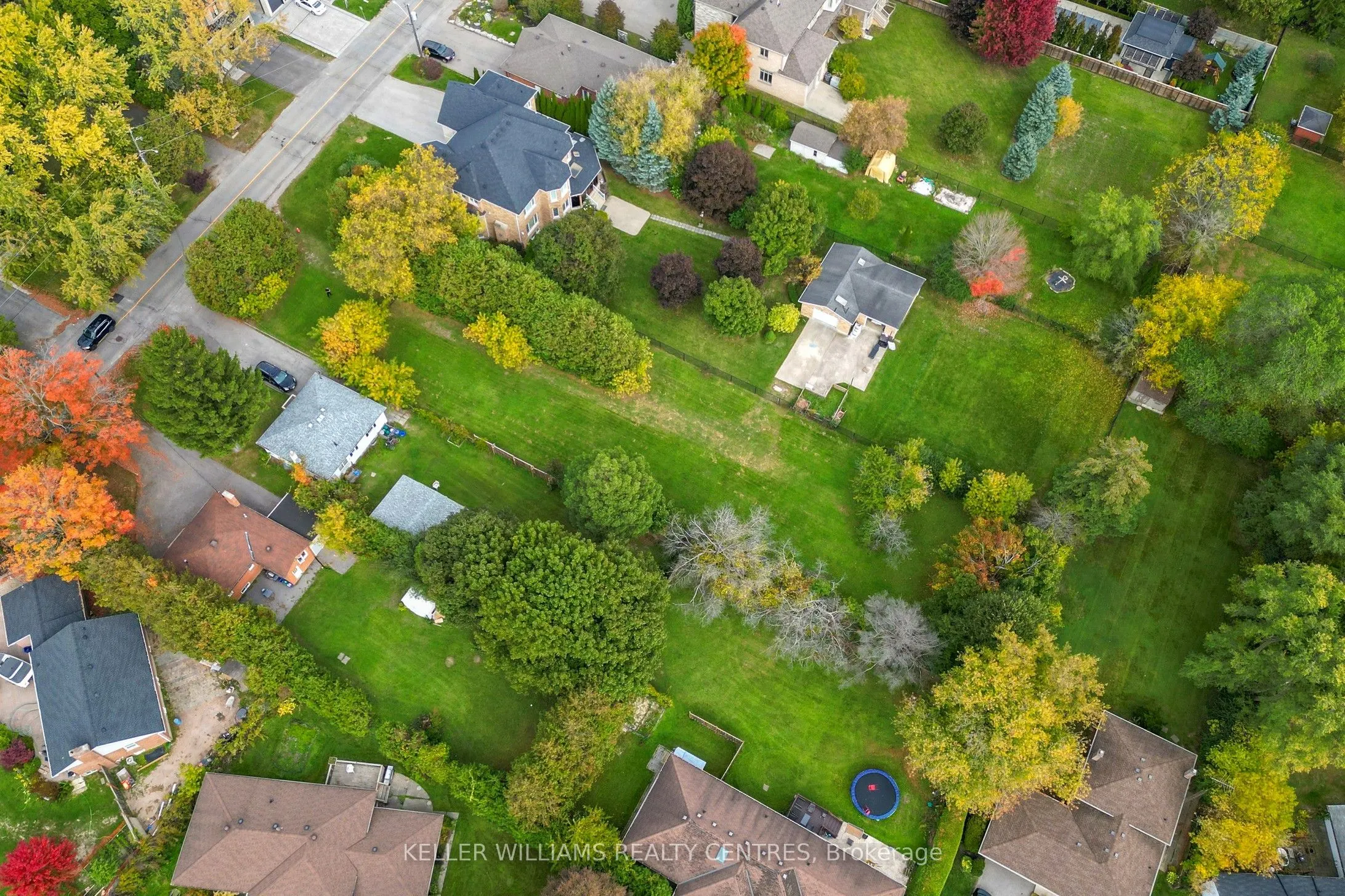 39 Maple Grove Avenue