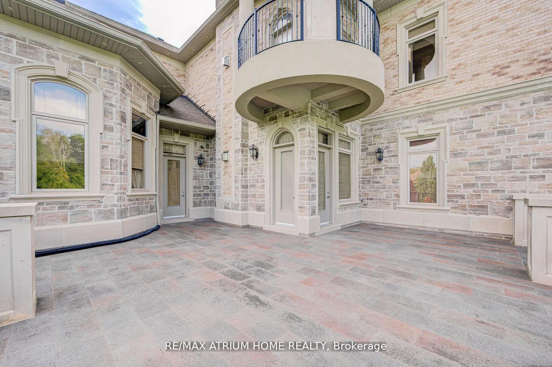 71 Grandvista Crescent