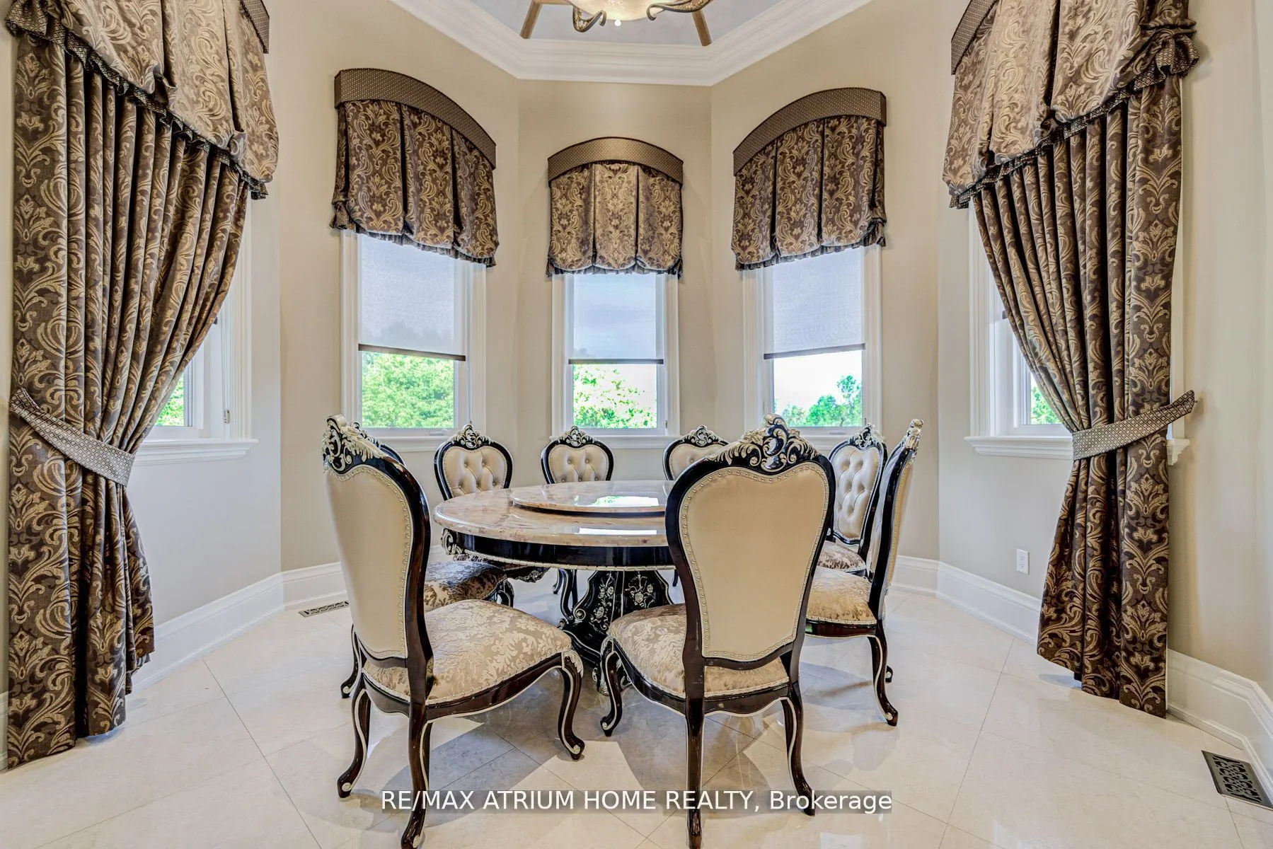 71 Grandvista Crescent