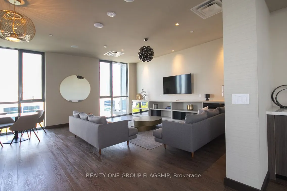 38 Honeycrisp Crescent, #308E