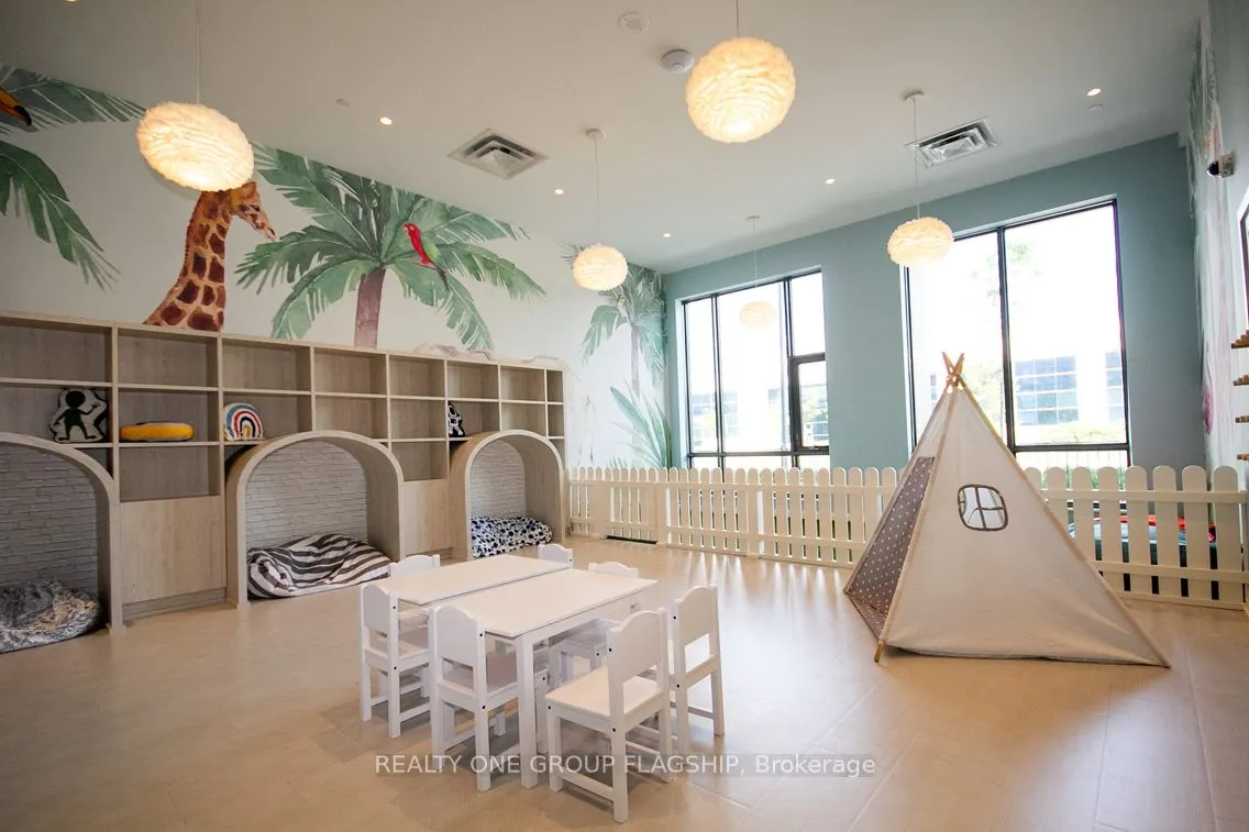 38 Honeycrisp Crescent, #308E