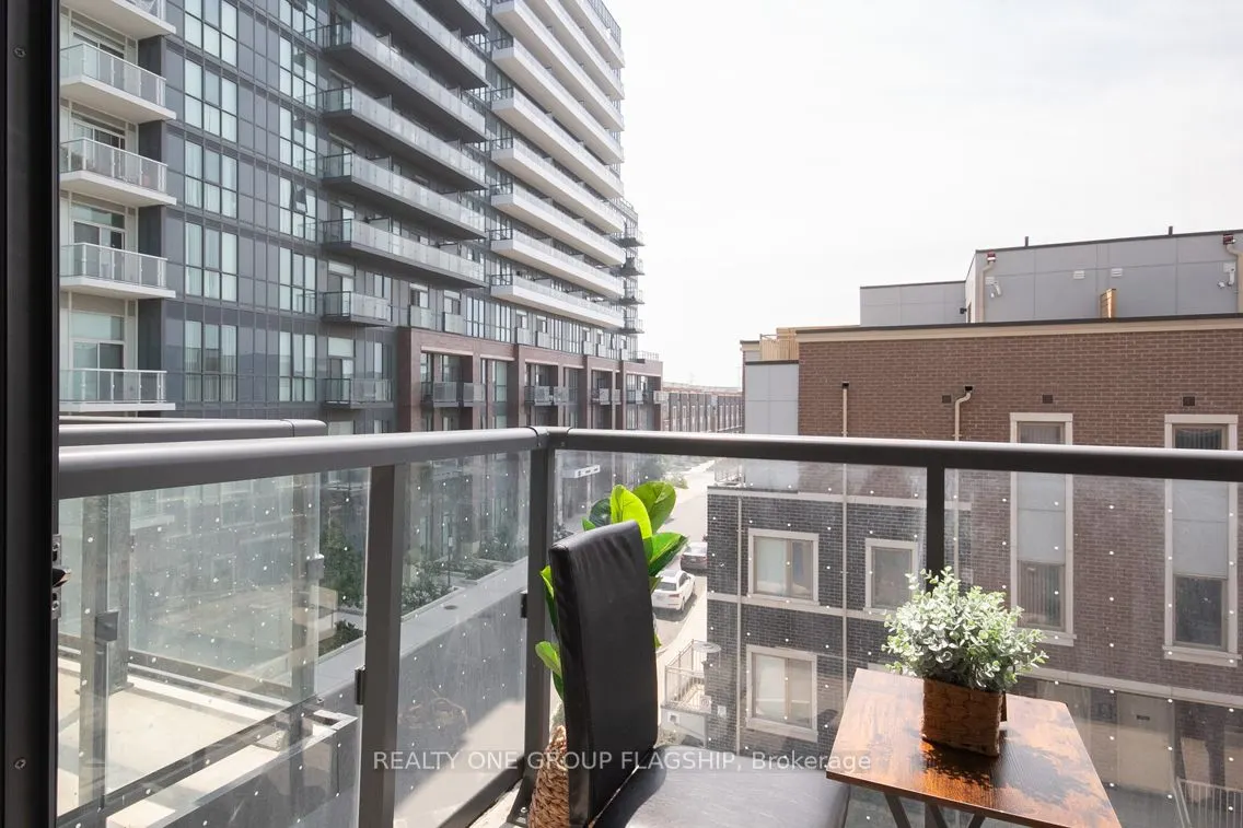 38 Honeycrisp Crescent, #308E