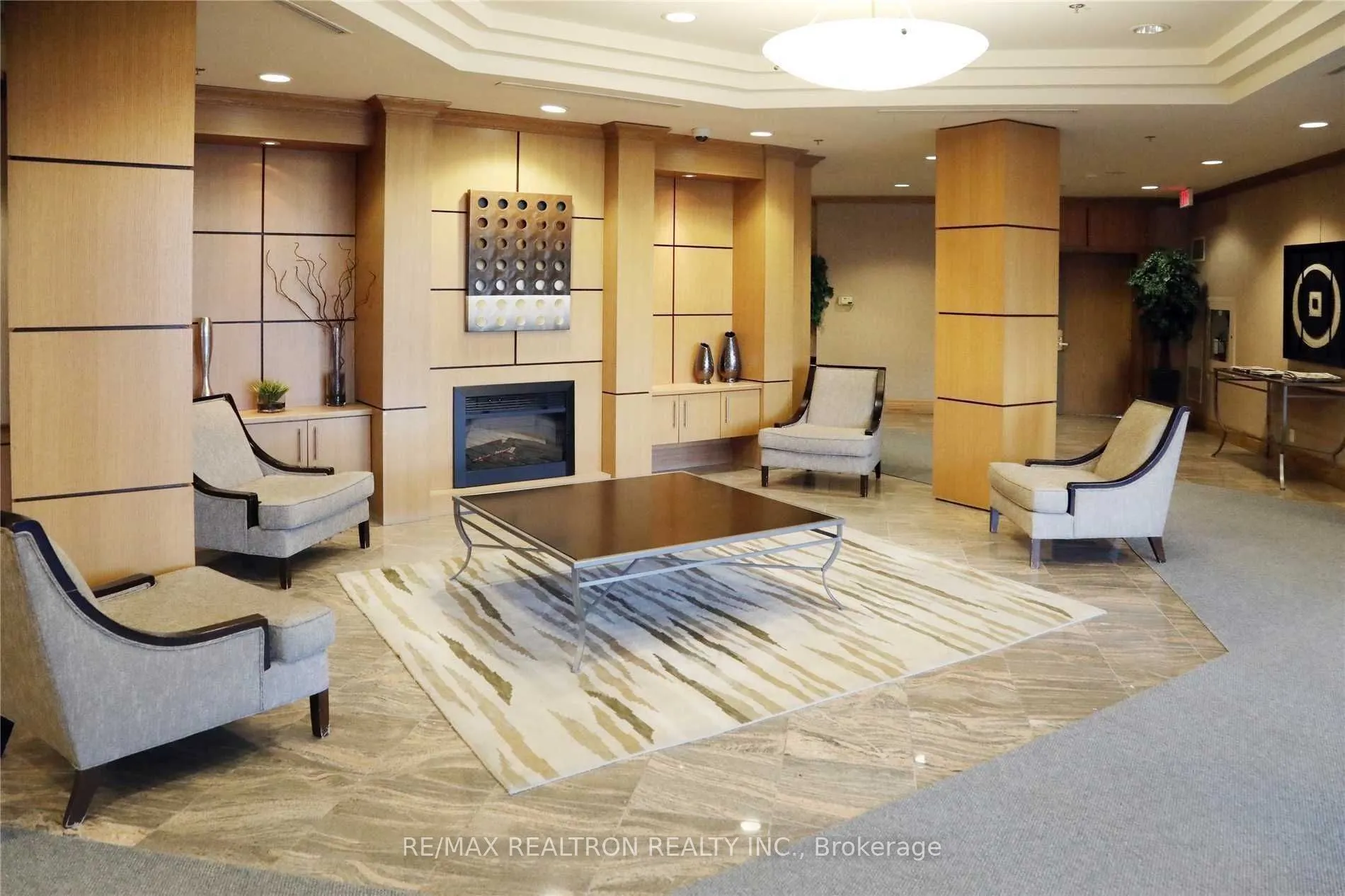 185 Oneida Crescent, #505