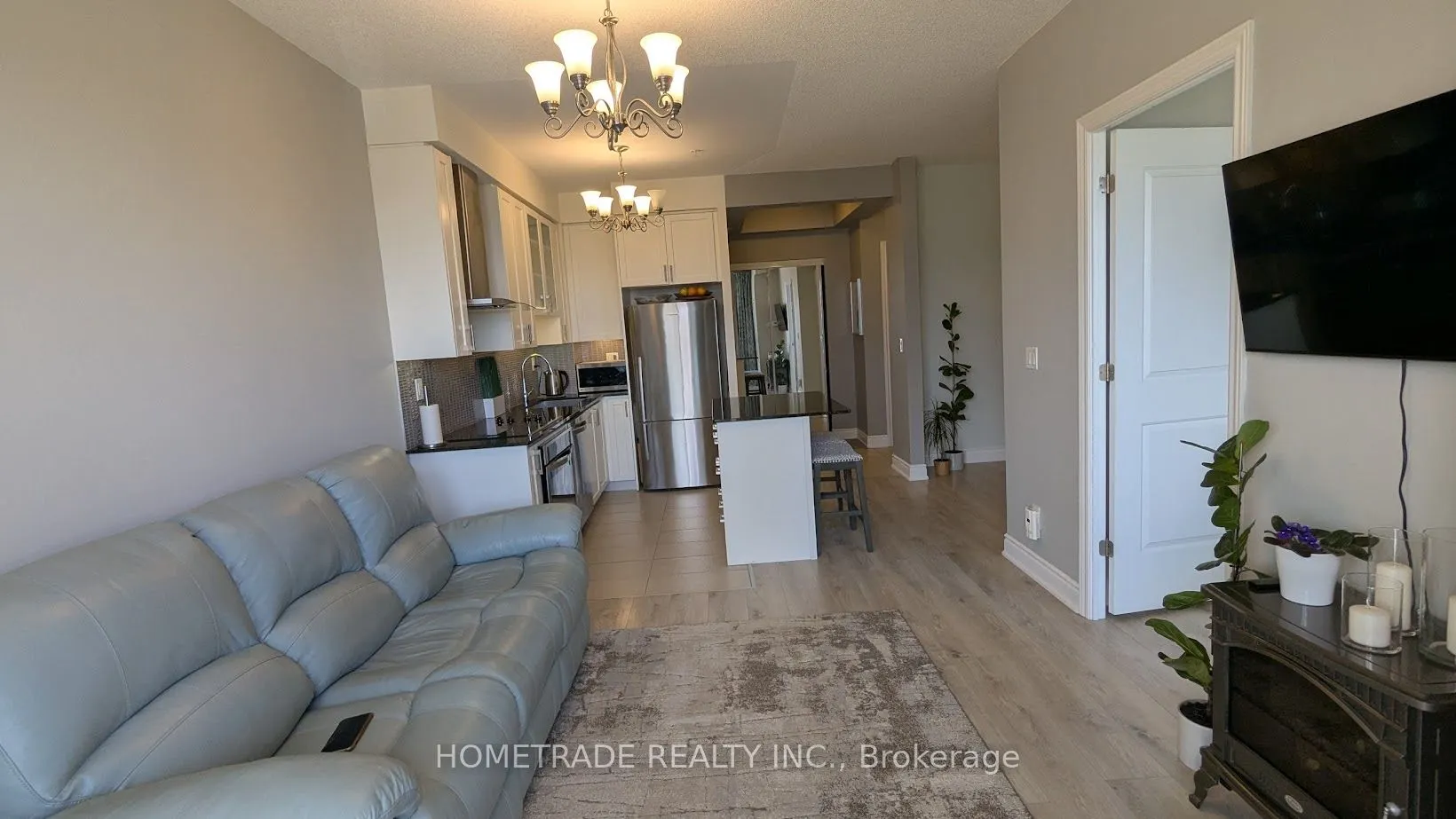 9090 Yonge Street, #201B