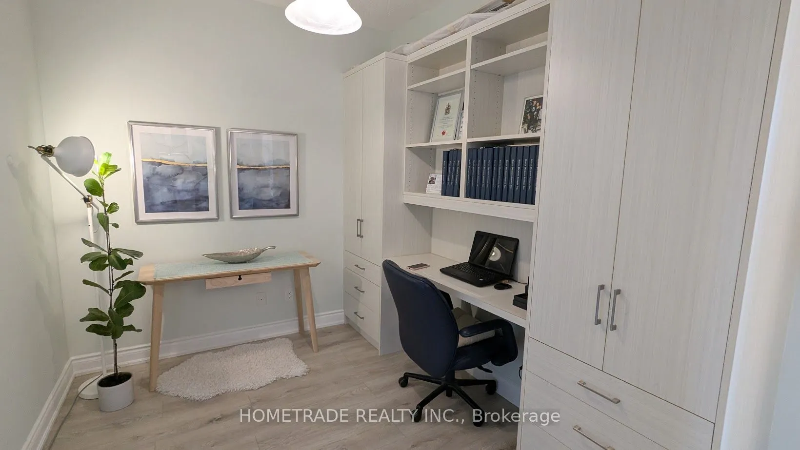 9090 Yonge Street, #201B