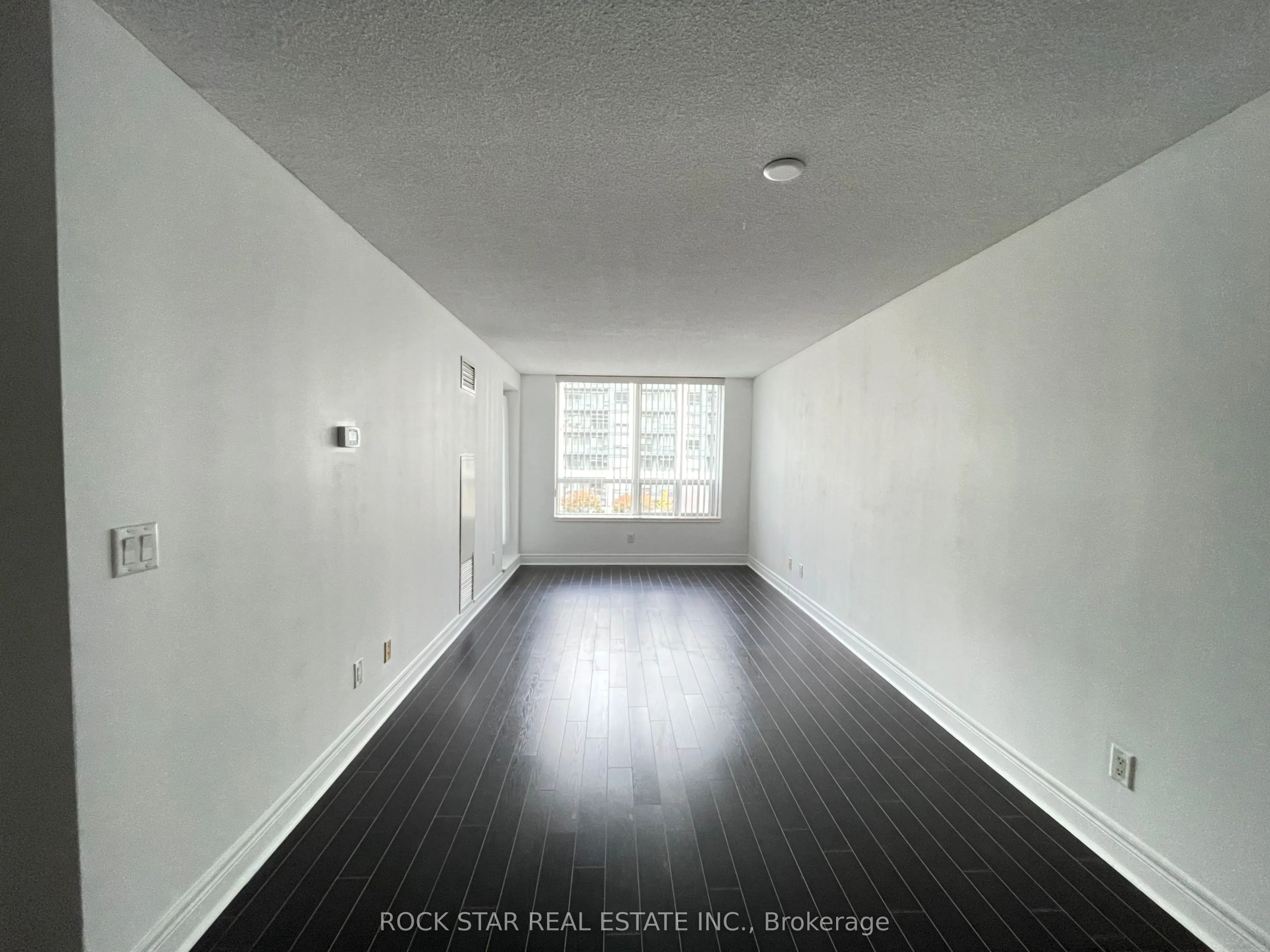 48 Suncrest Boulevard, #515