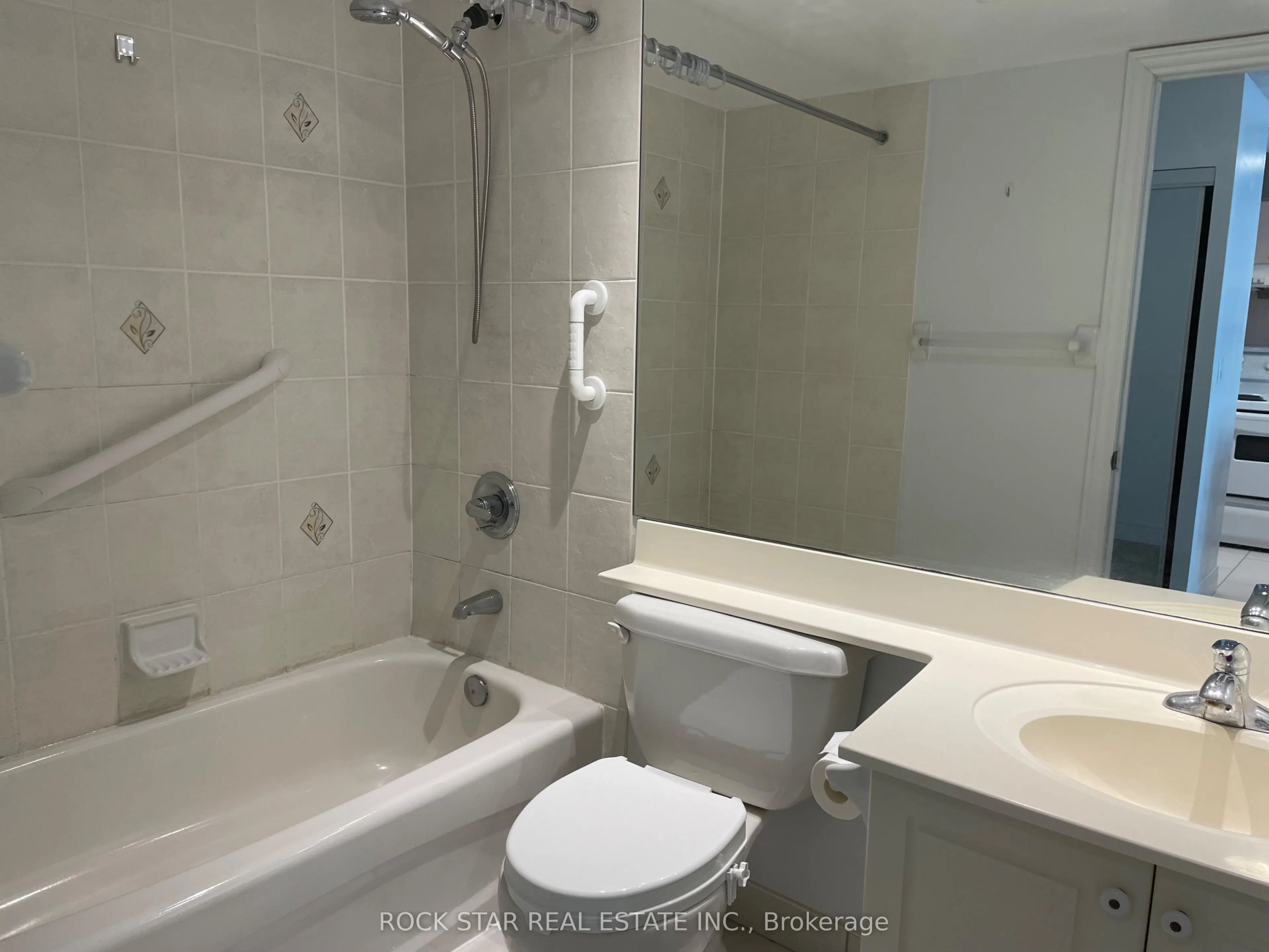 48 Suncrest Boulevard, #515