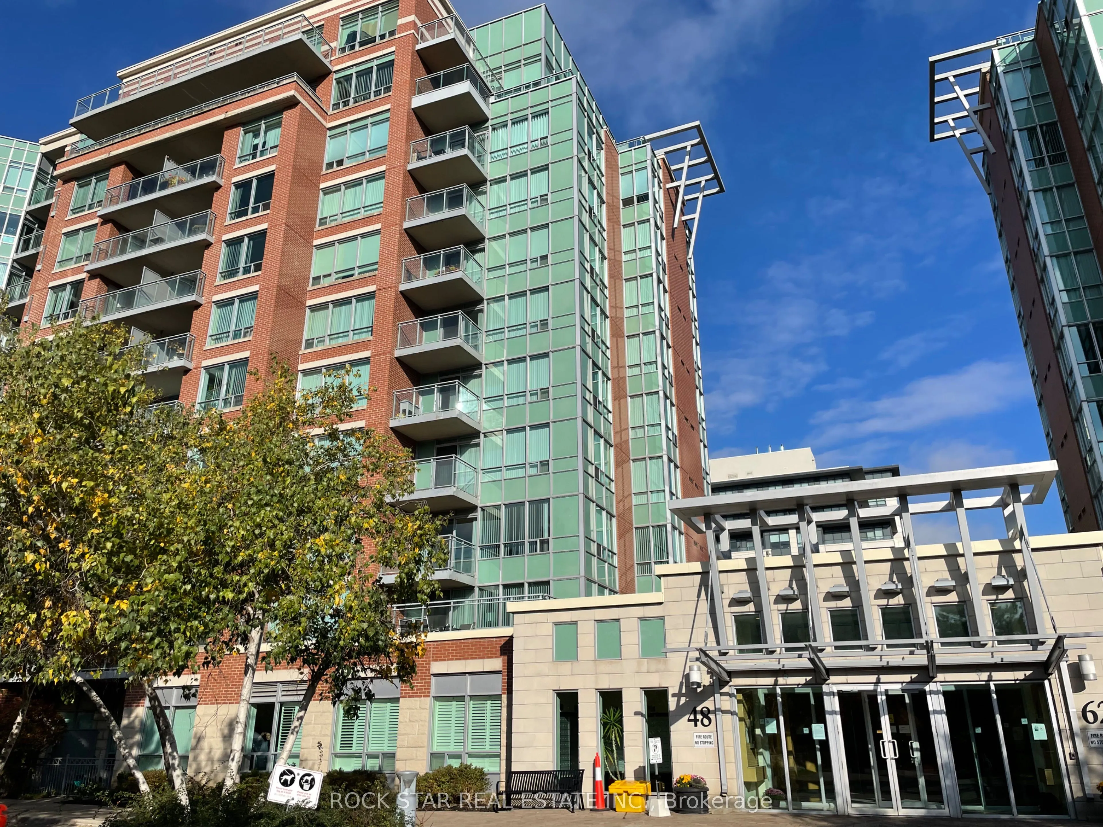 48 Suncrest Boulevard, #515