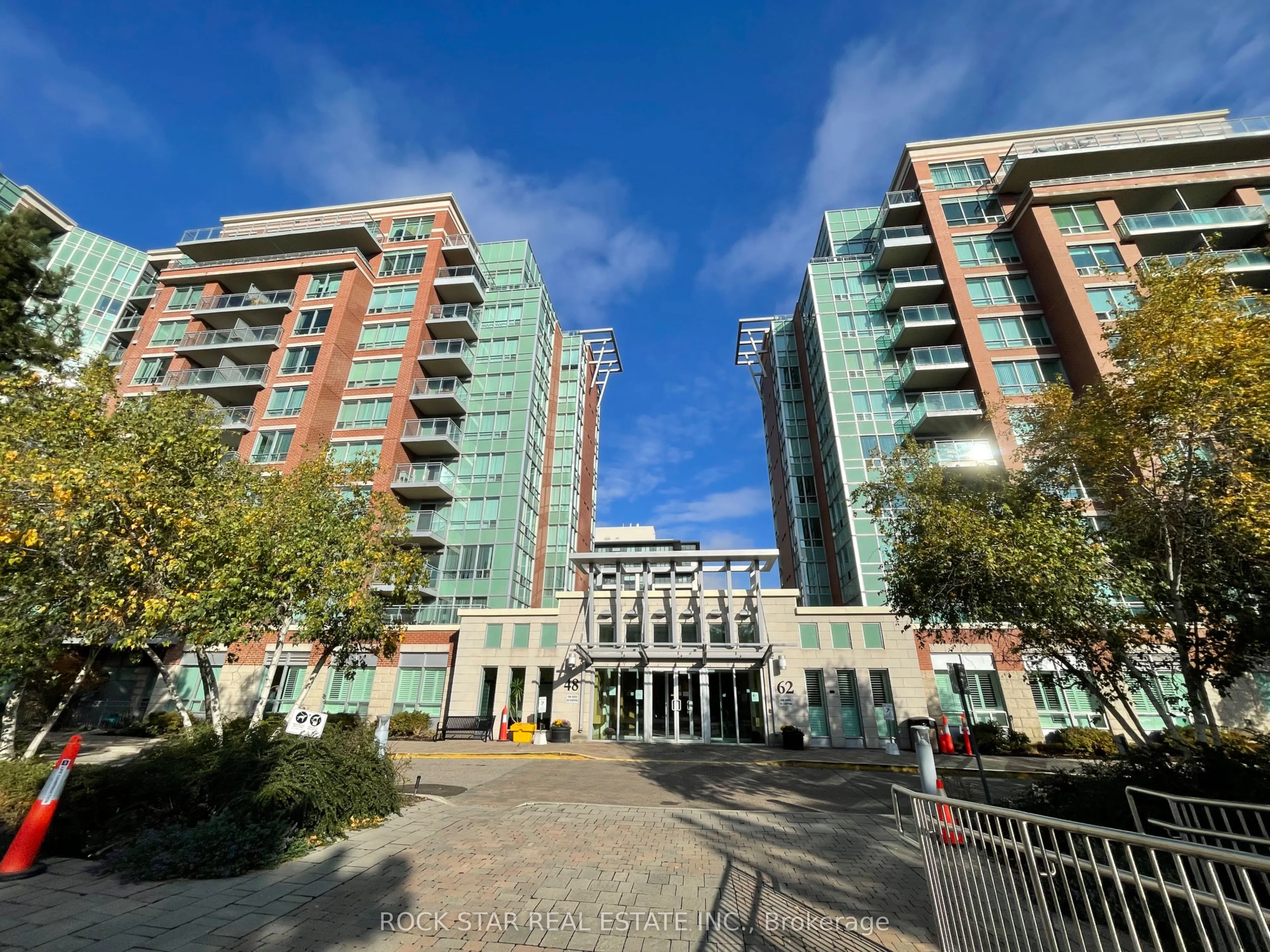 48 Suncrest Boulevard, #515