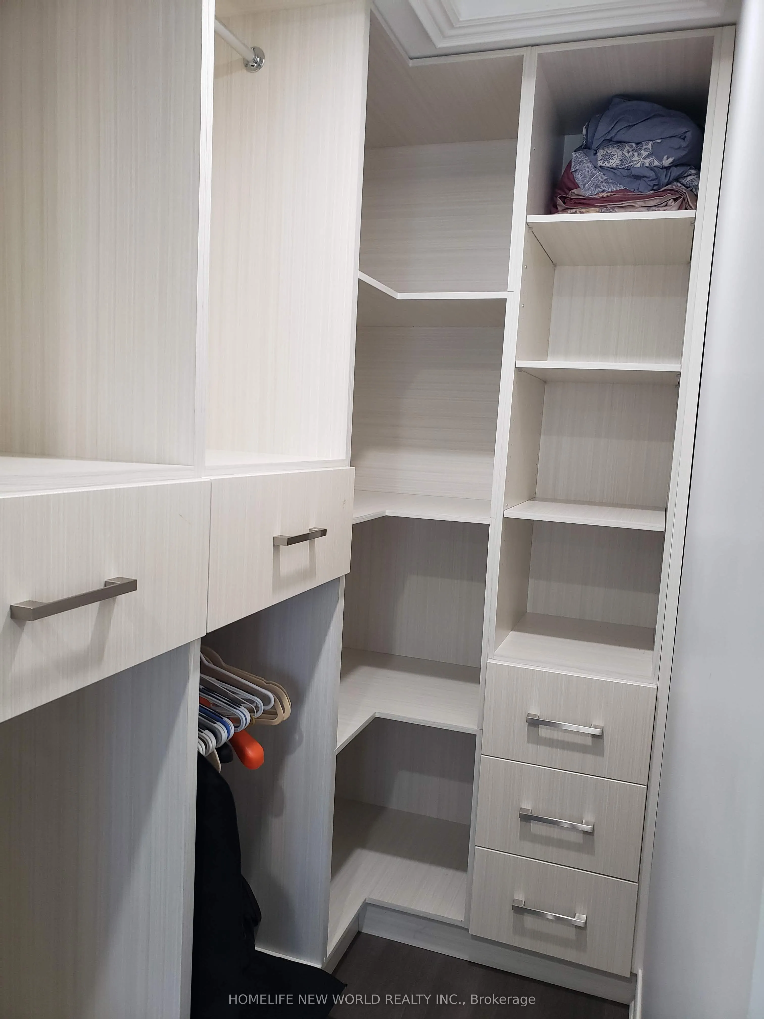 13 Rockport Crescent, #Main