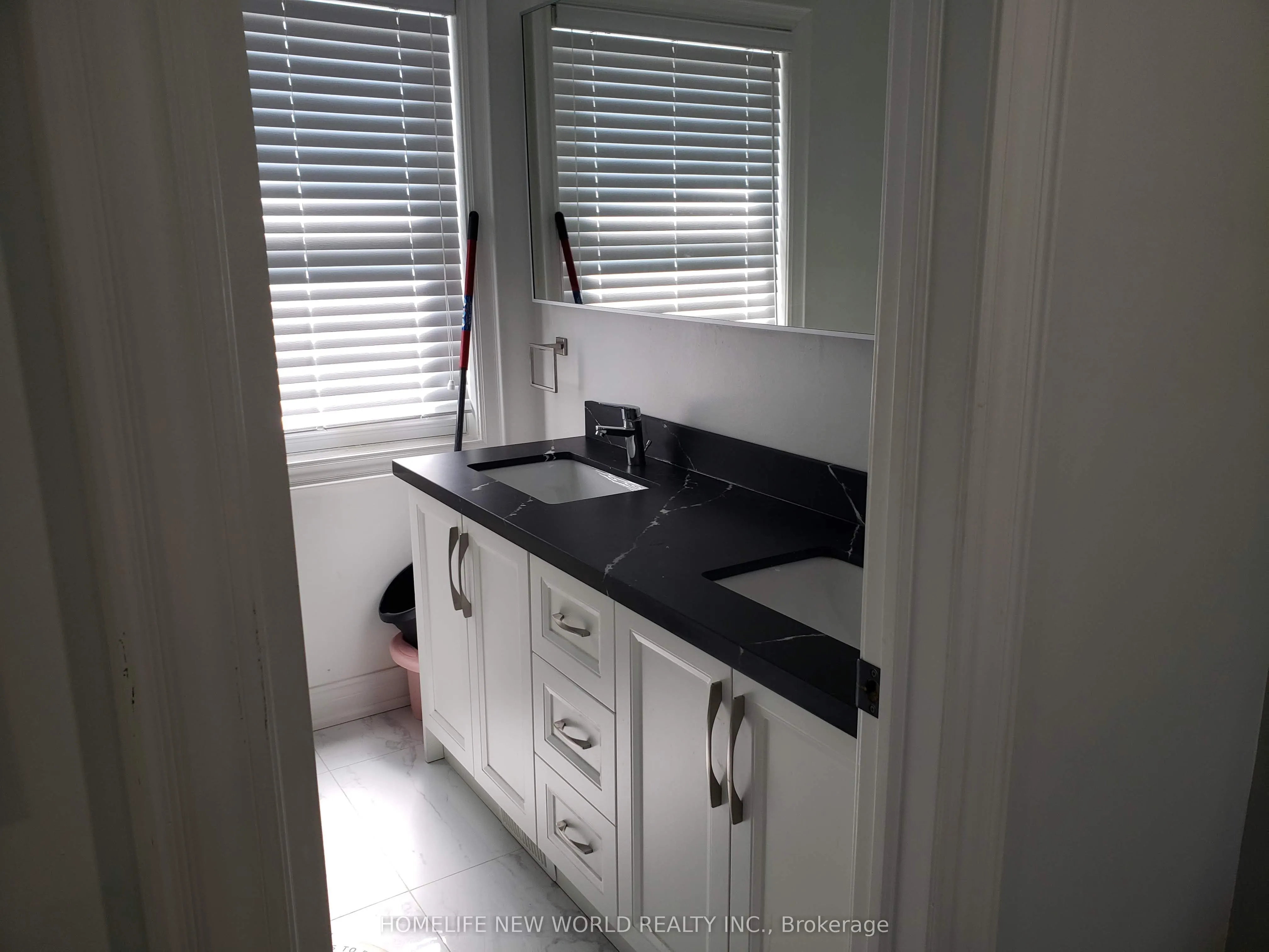 13 Rockport Crescent, #Main