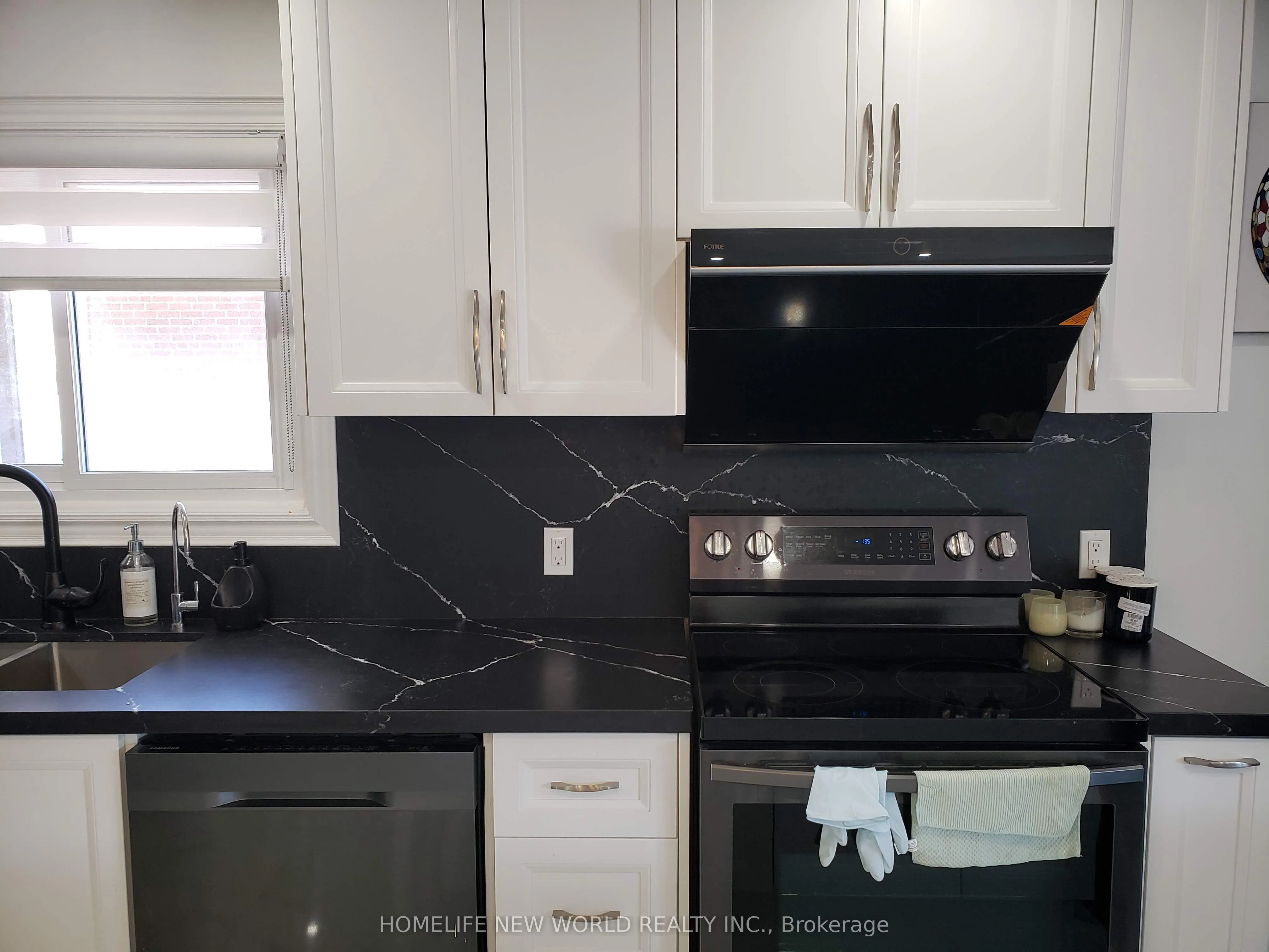 13 Rockport Crescent, #Main