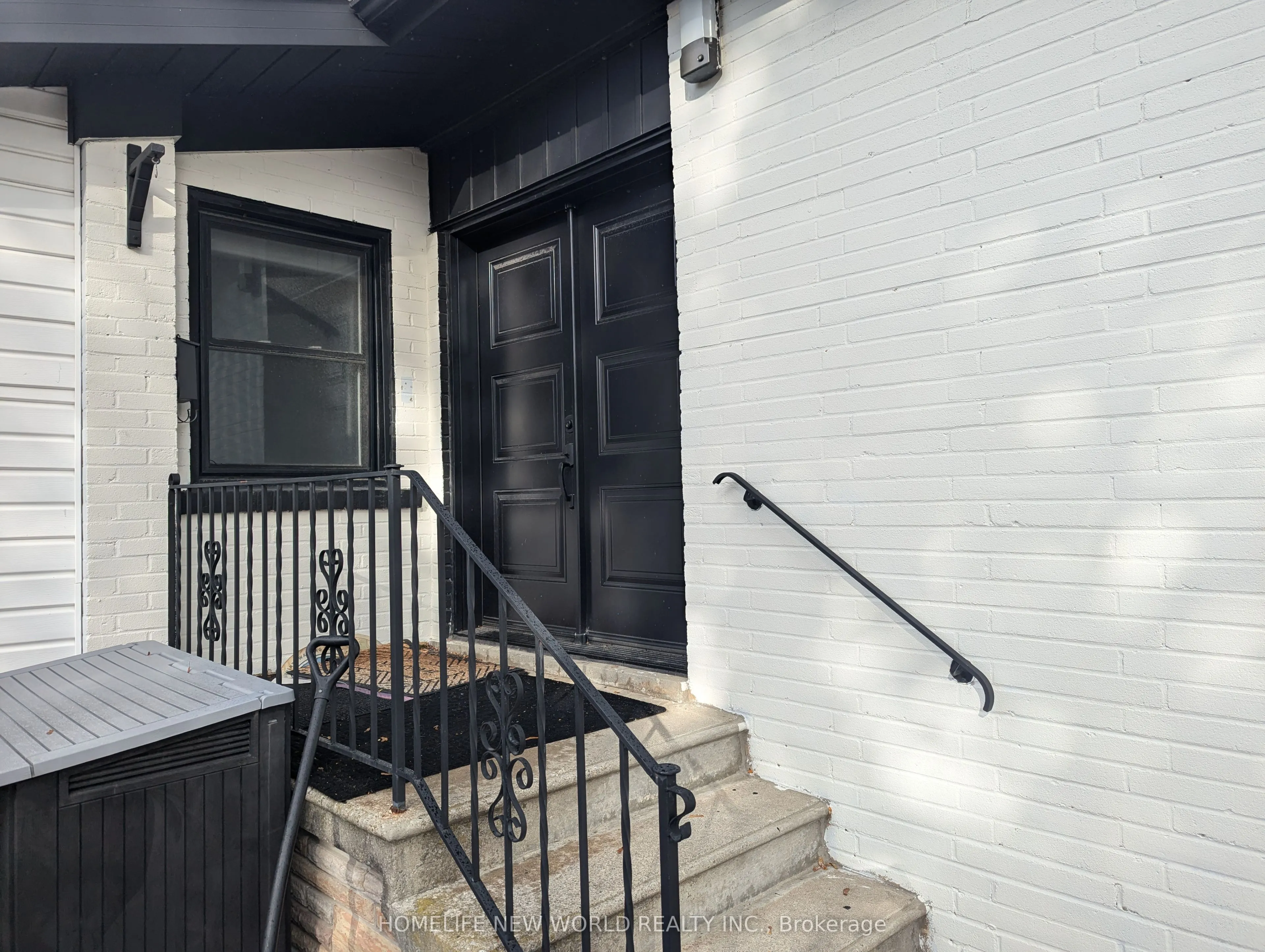 13 Rockport Crescent, #Main