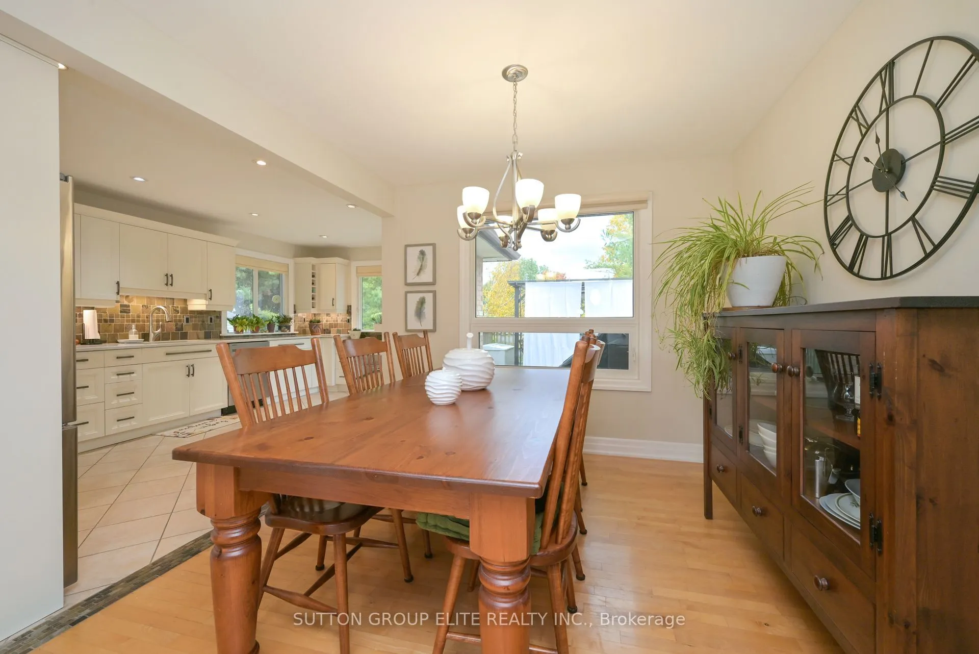 2129 Chantler Street