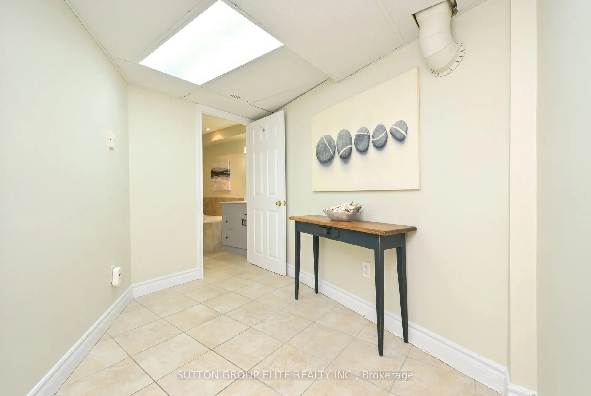 2129 Chantler Street