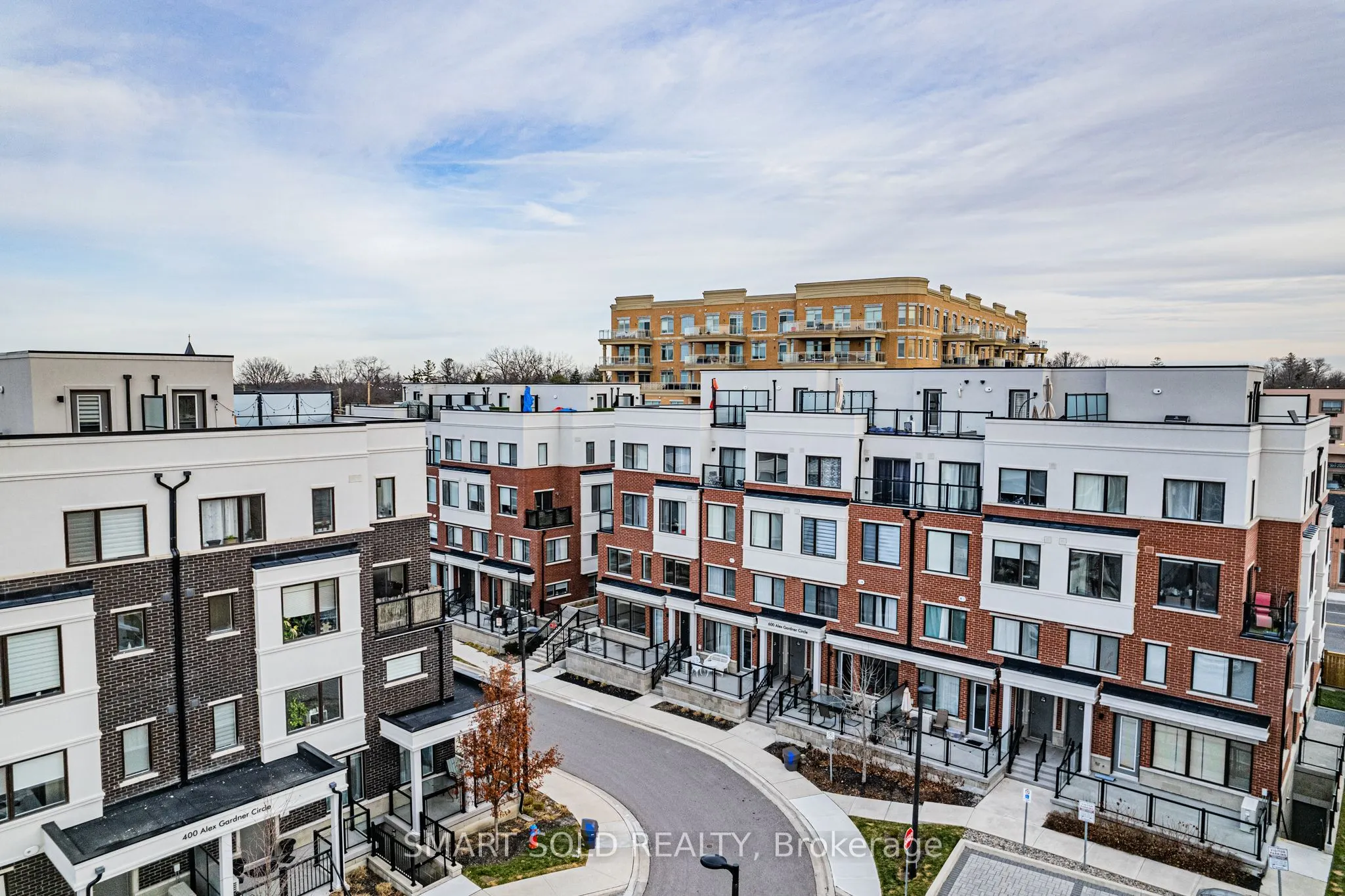 600 Alex Gardner Circle, #107