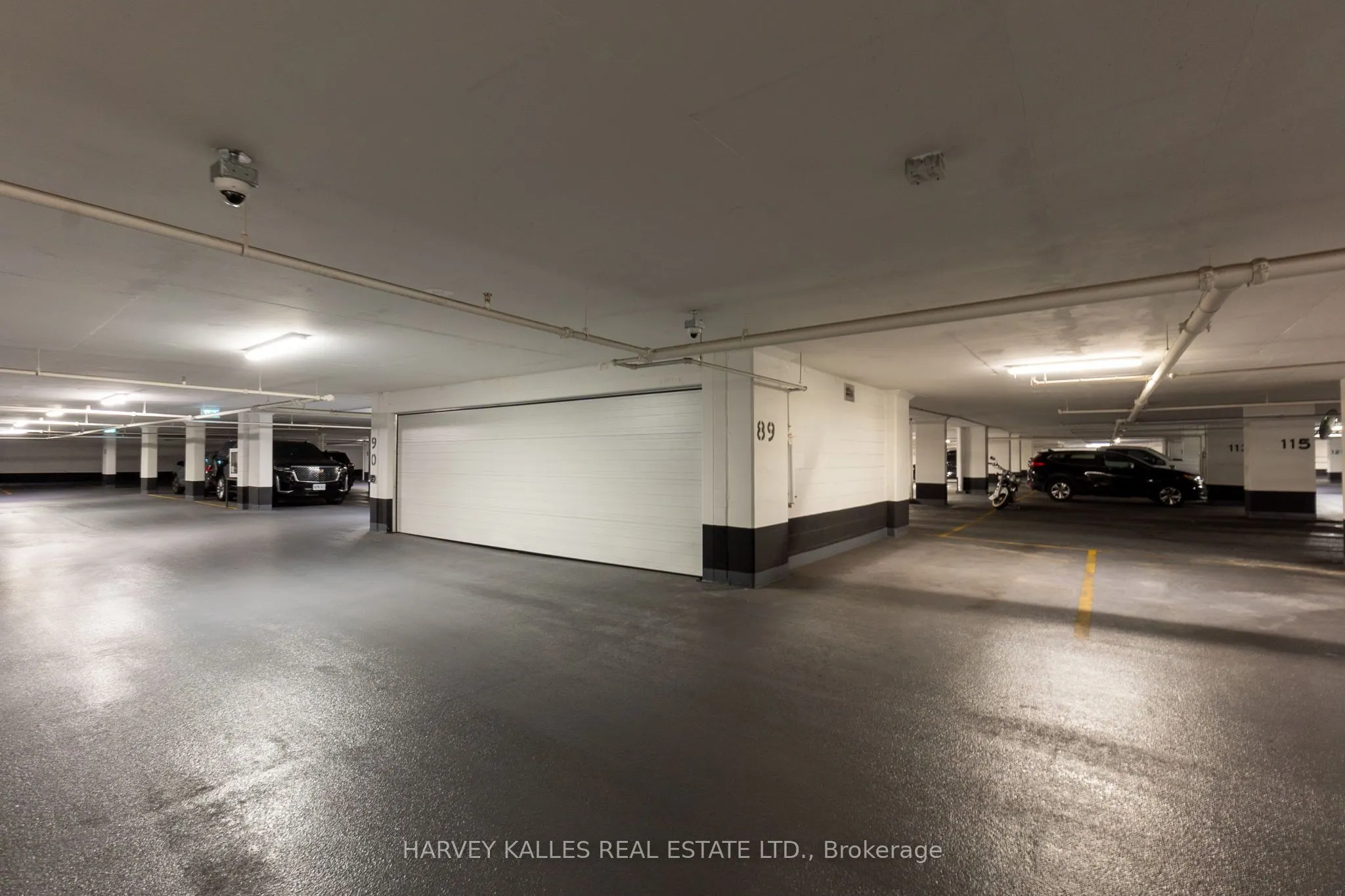 9000 Jane Street, #PH 102