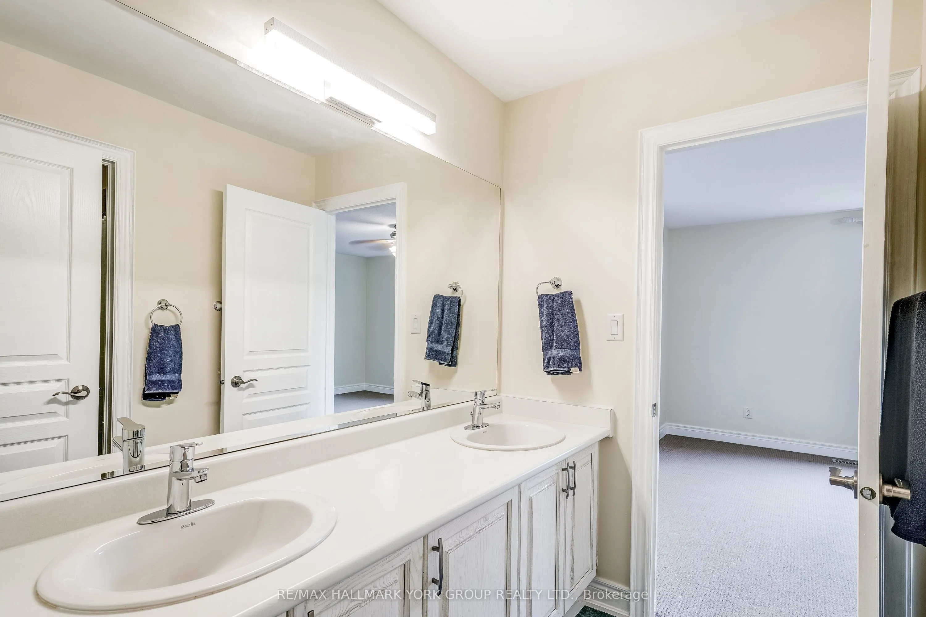 17 Duncton Wood Crescent