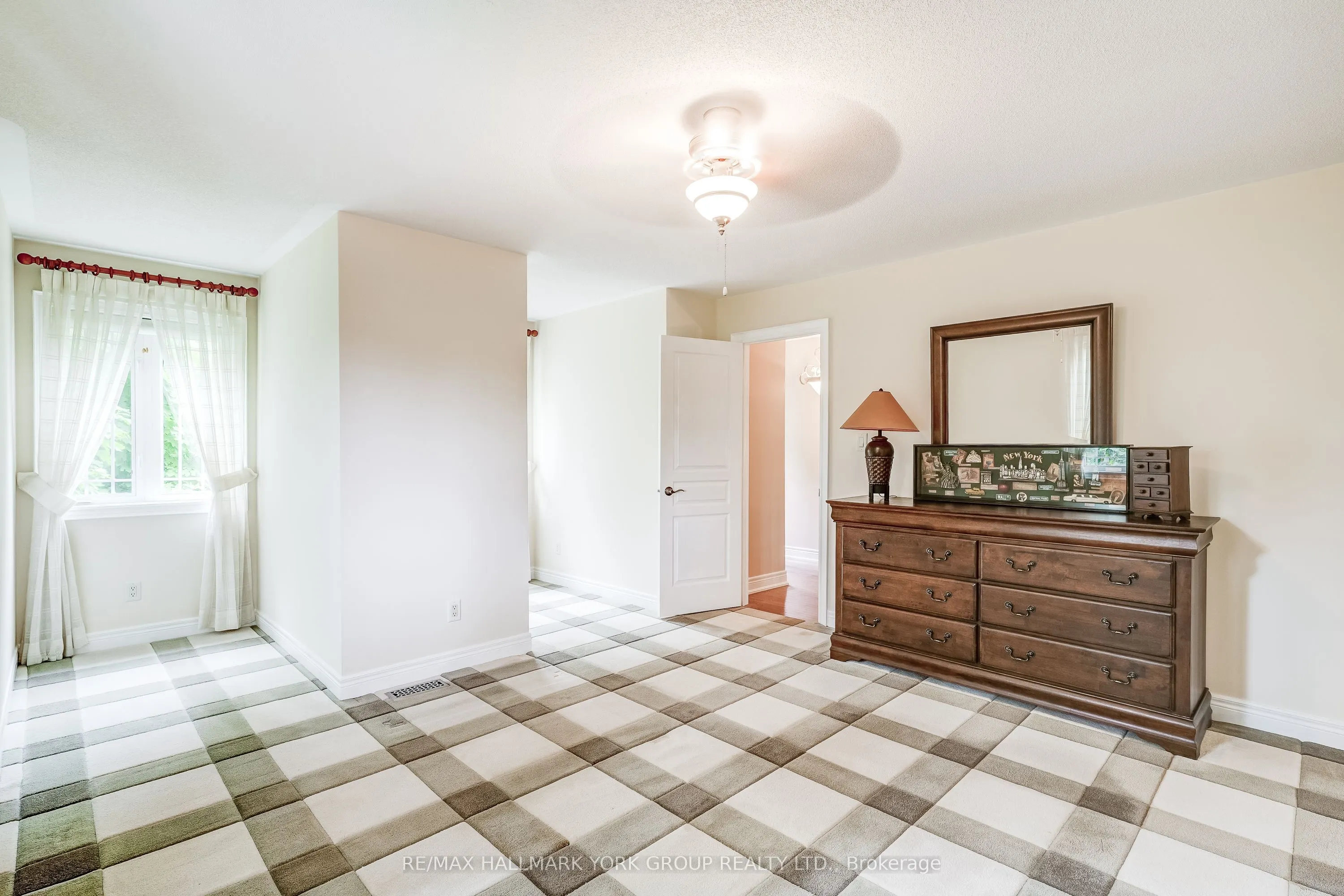 17 Duncton Wood Crescent